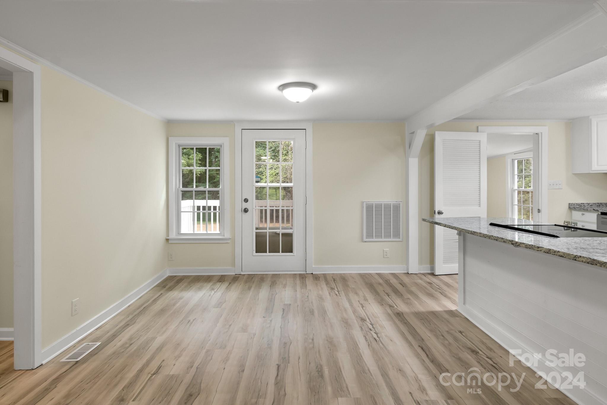 Hunters Pointe - Residential