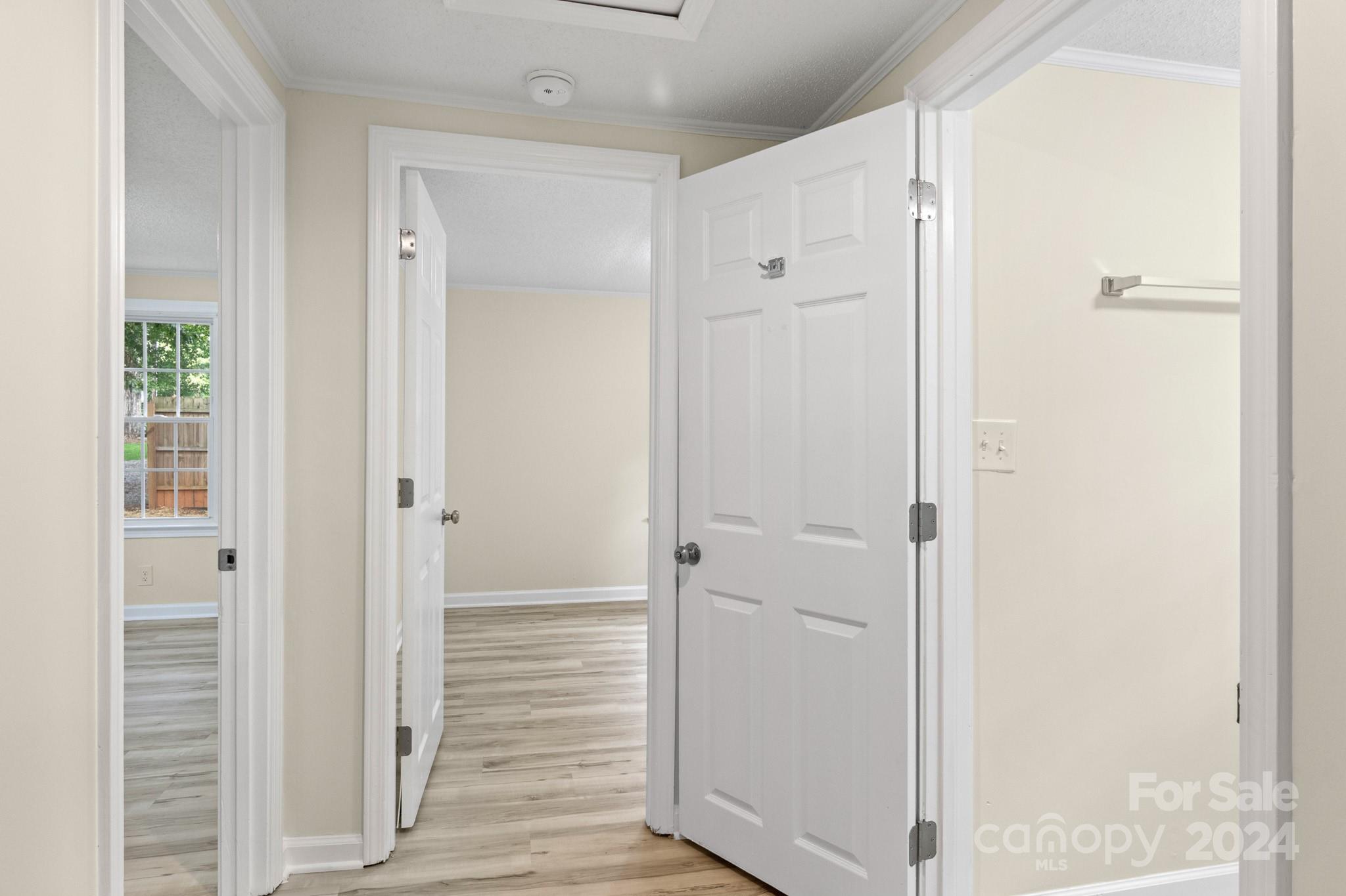 Hunters Pointe - Residential