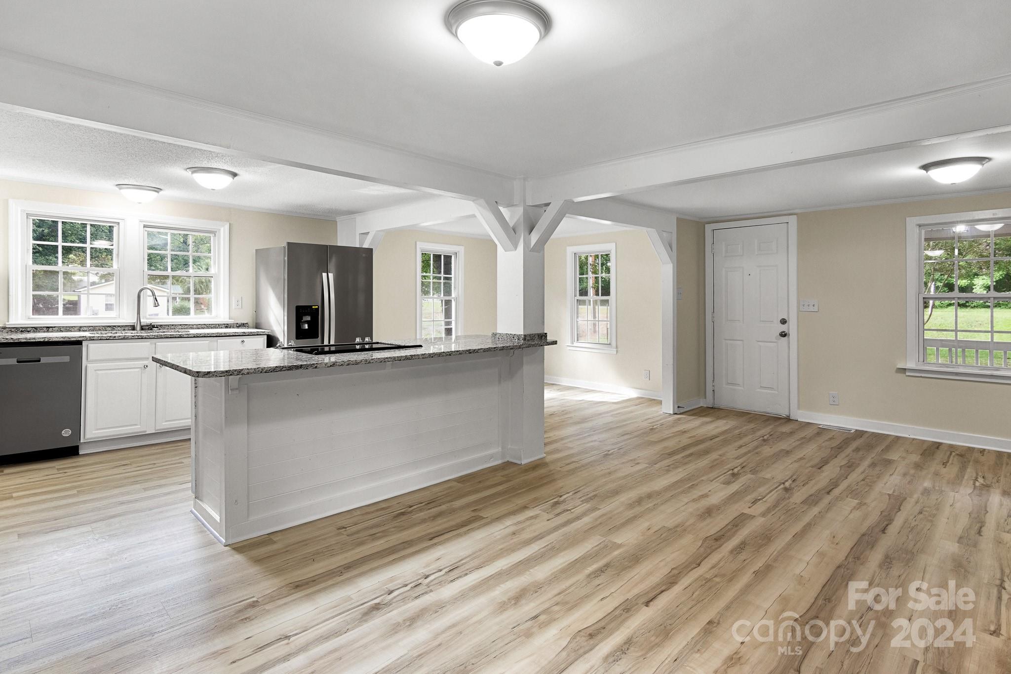 Hunters Pointe - Residential