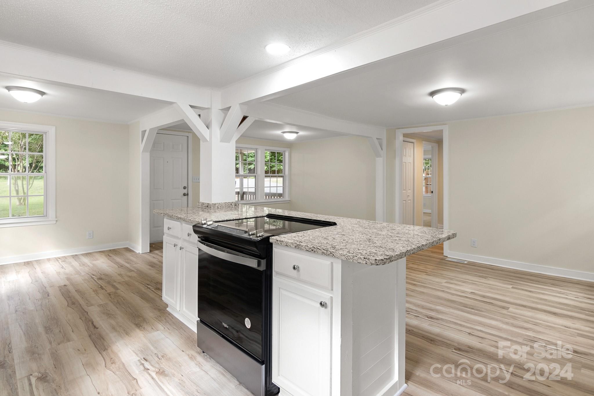 Hunters Pointe - Residential