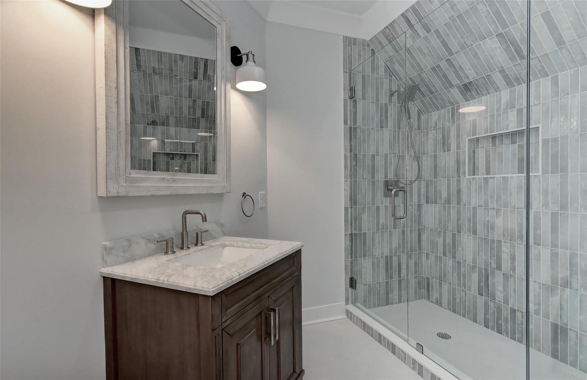 The Peninsula - Residential