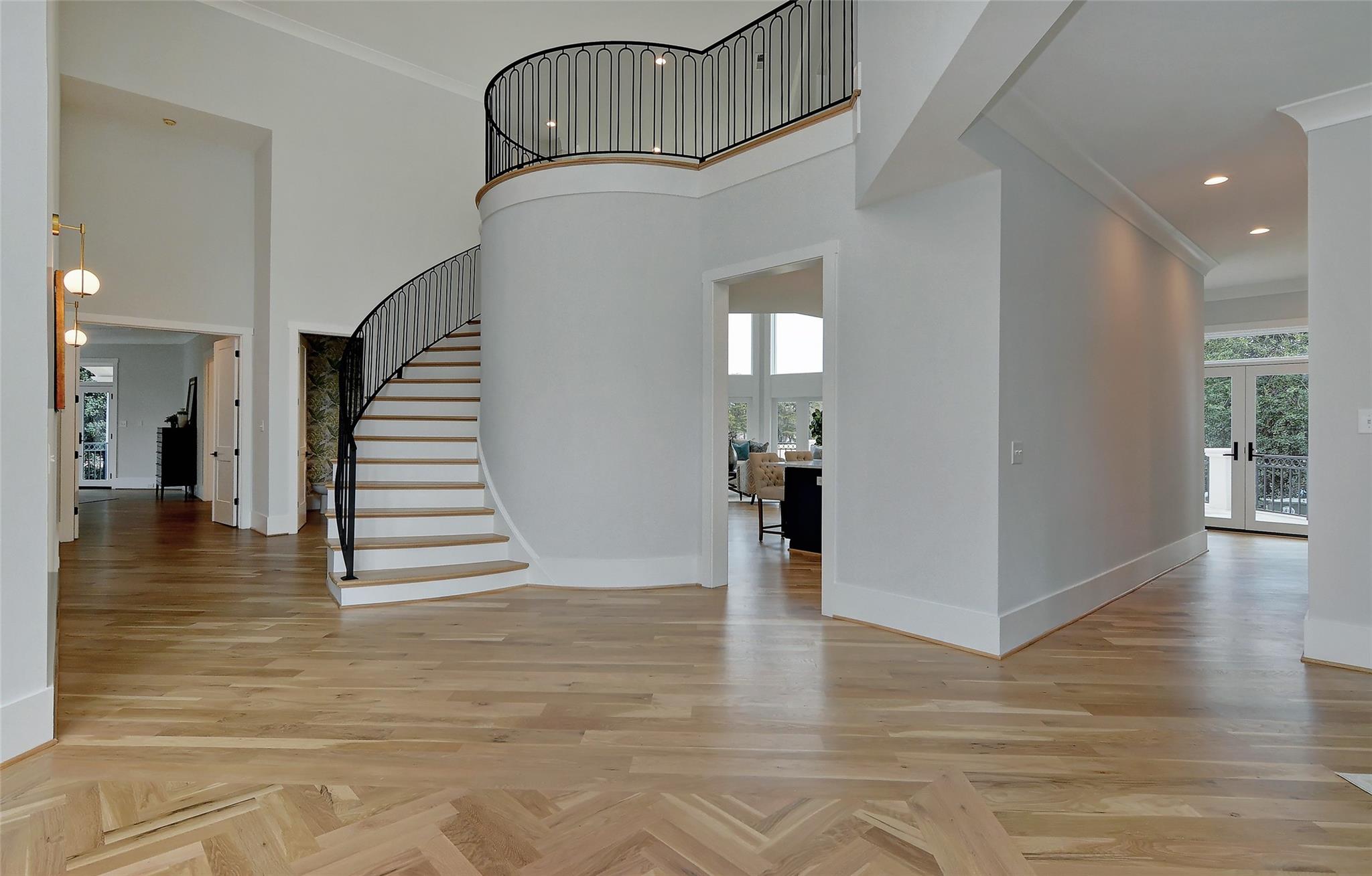 The Peninsula - Residential