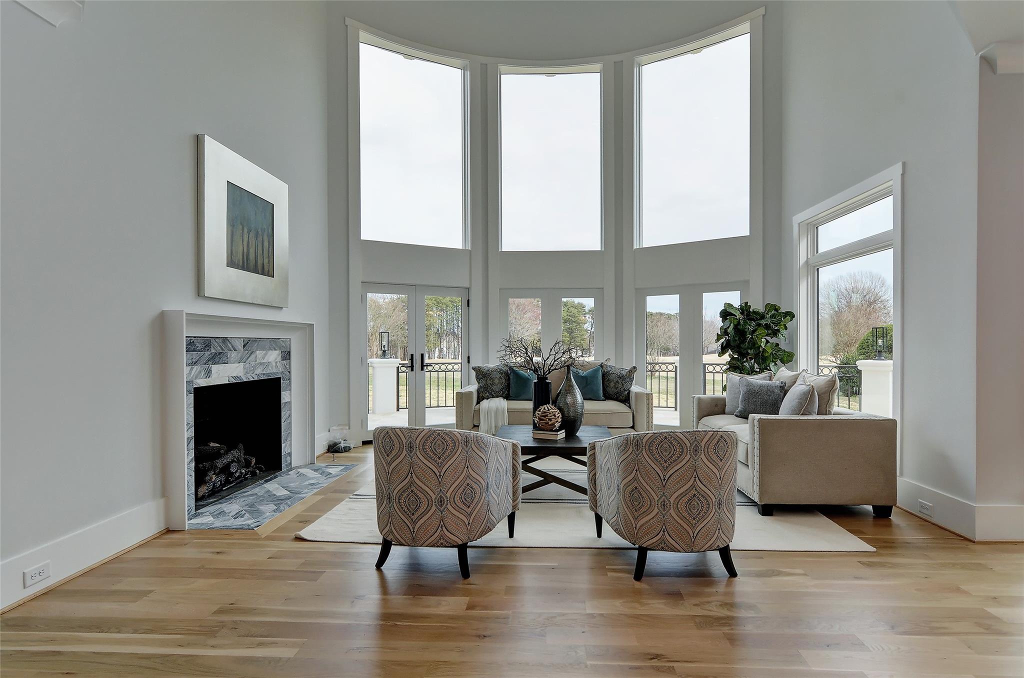 The Peninsula - Residential