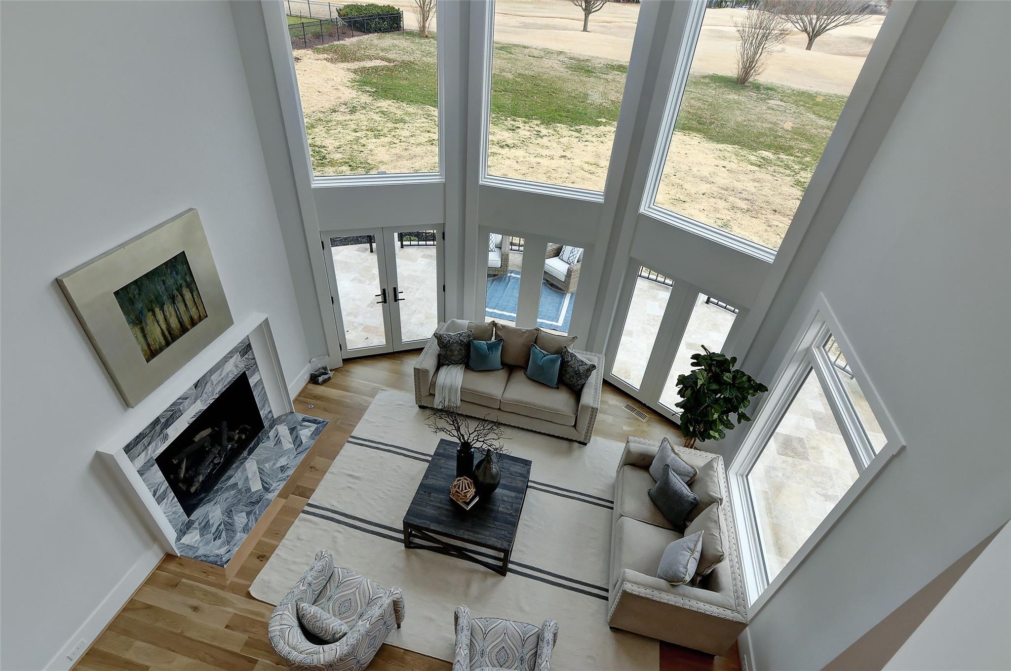 The Peninsula - Residential