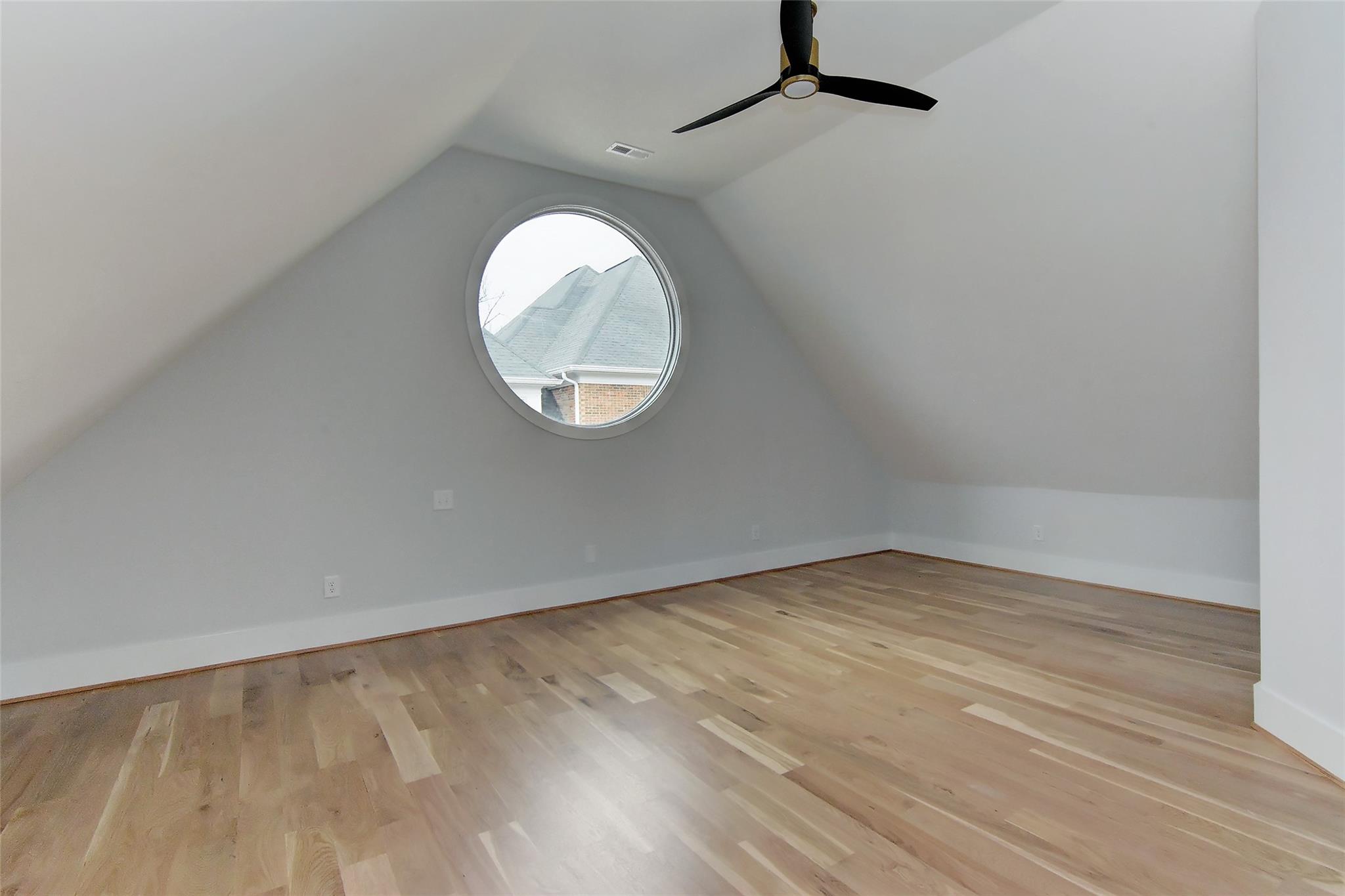 The Peninsula - Residential