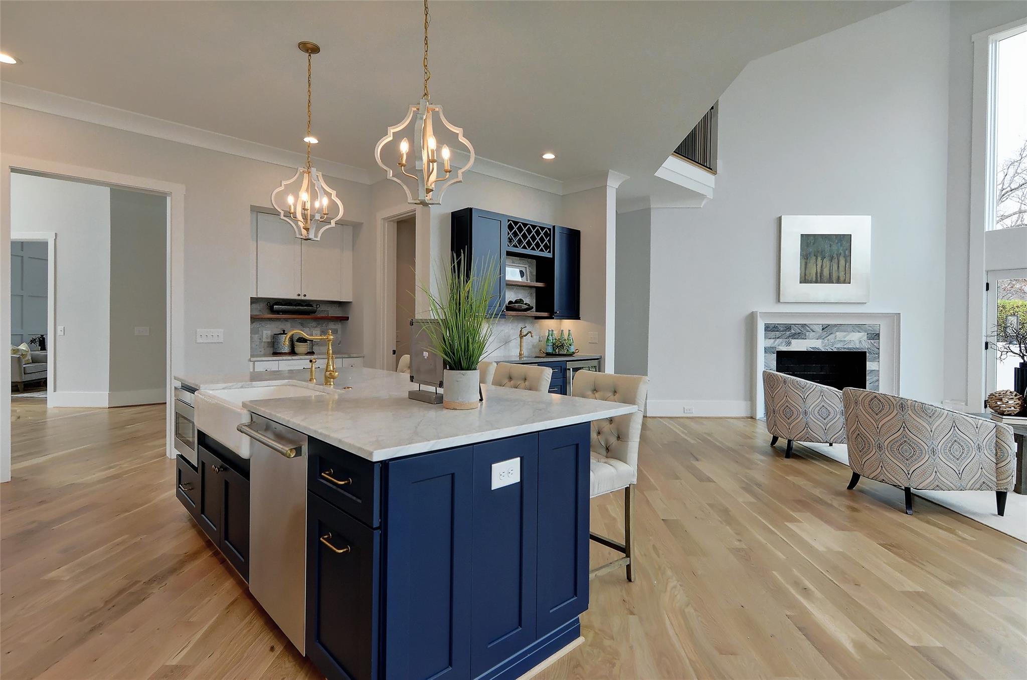 The Peninsula - Residential