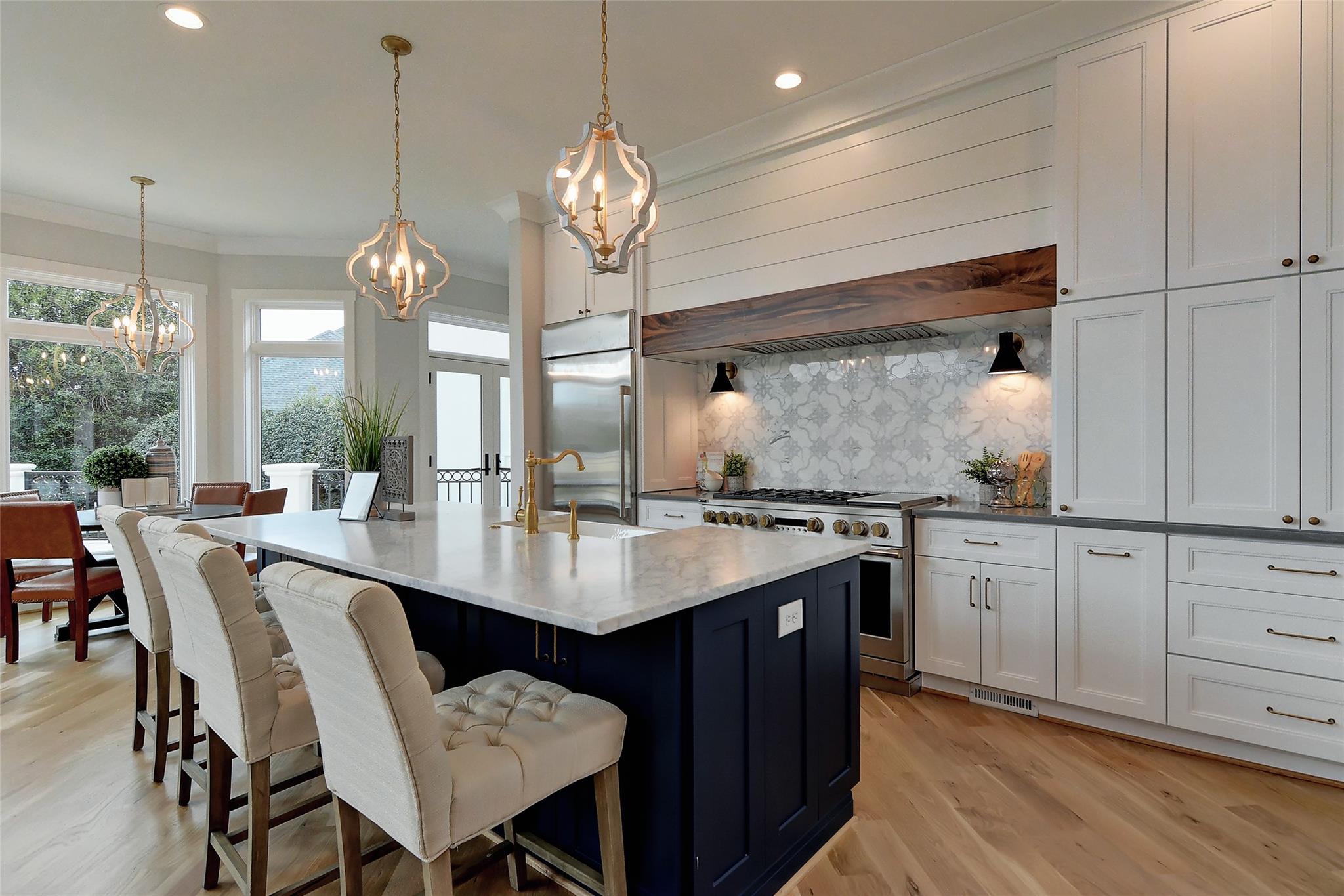 The Peninsula - Residential