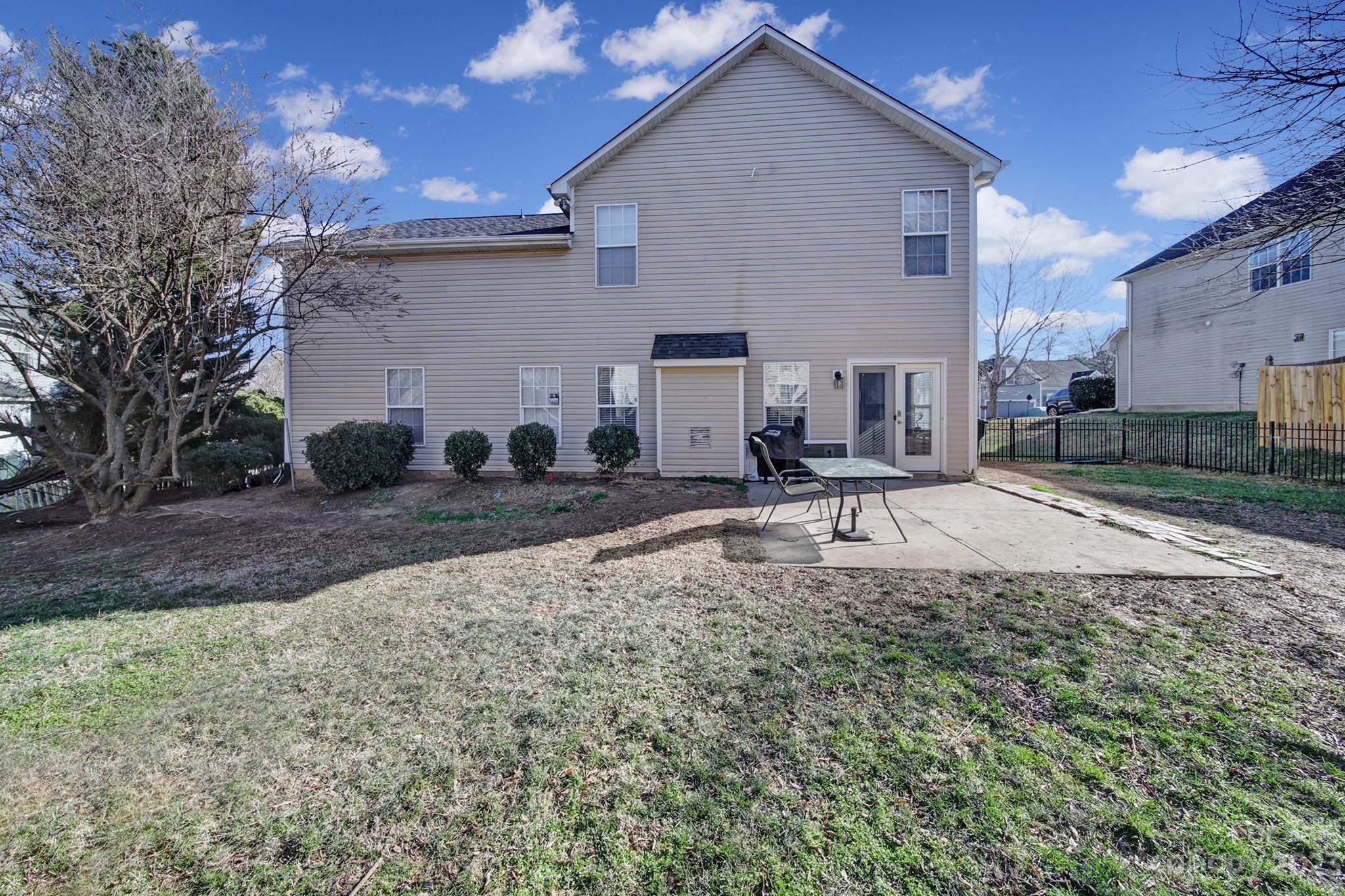 Hallmark Glen - Residential