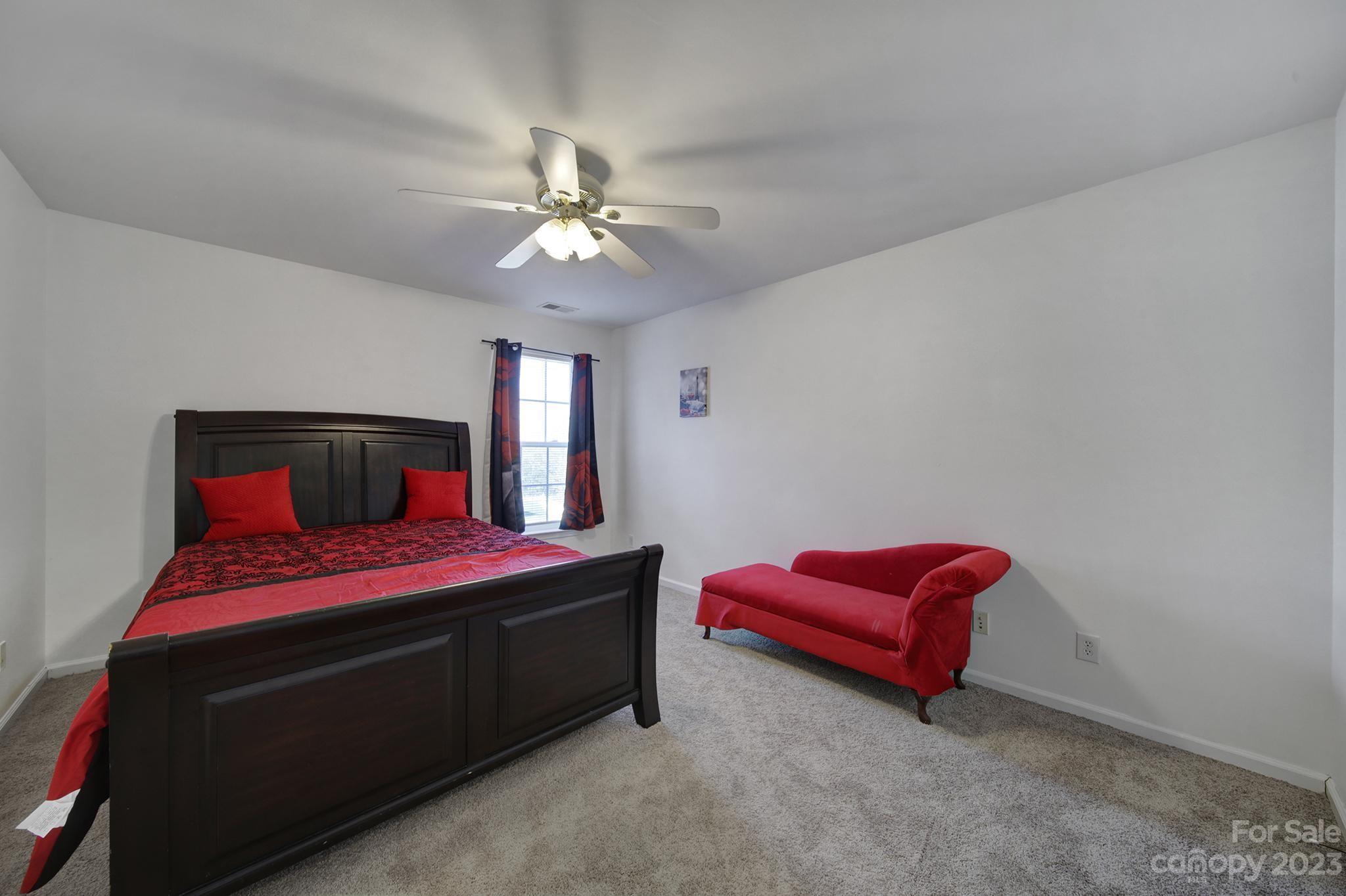 Hallmark Glen - Residential