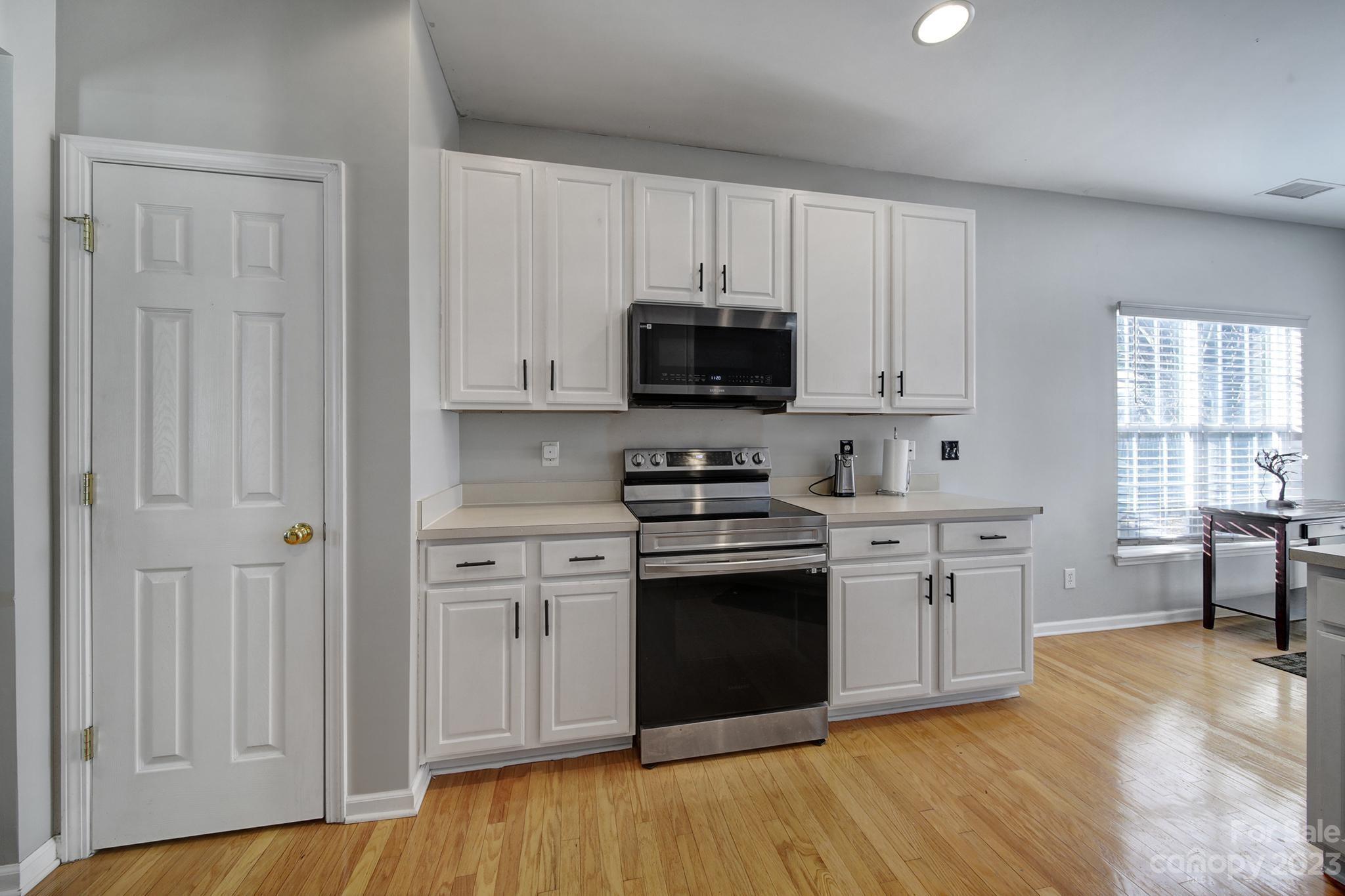 Hallmark Glen - Residential