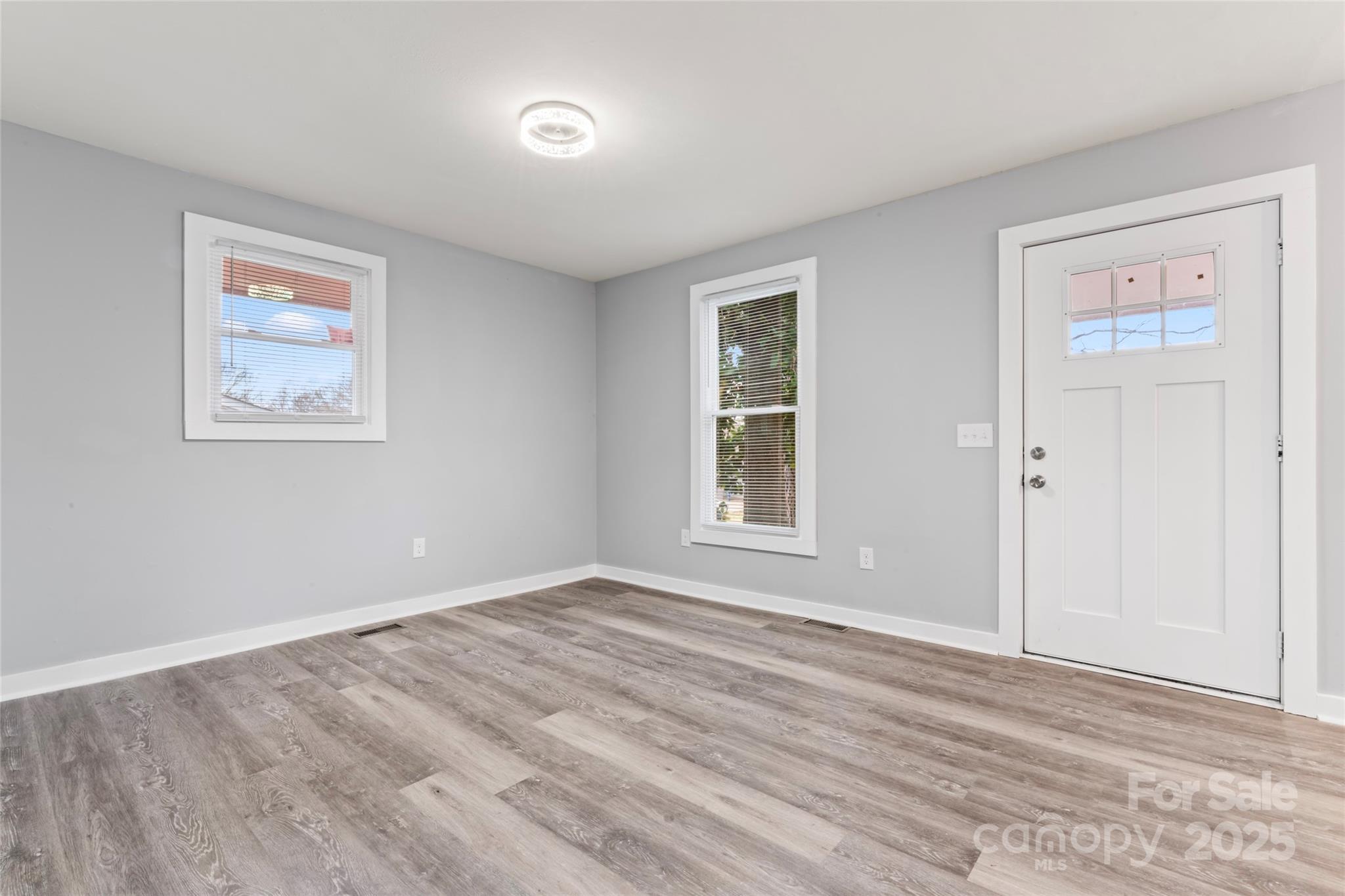 5329 Southampton Road