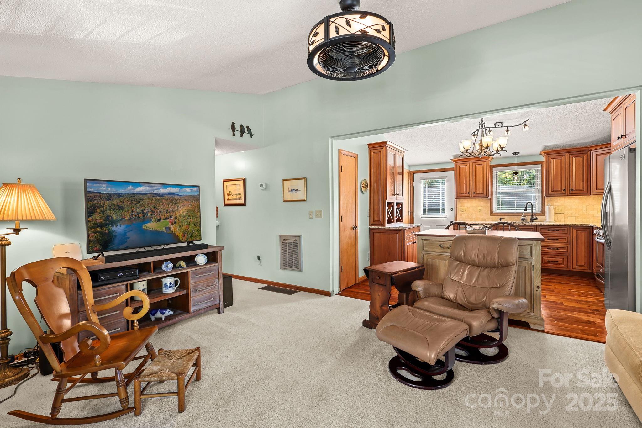 Linville Land Harbor - Residential