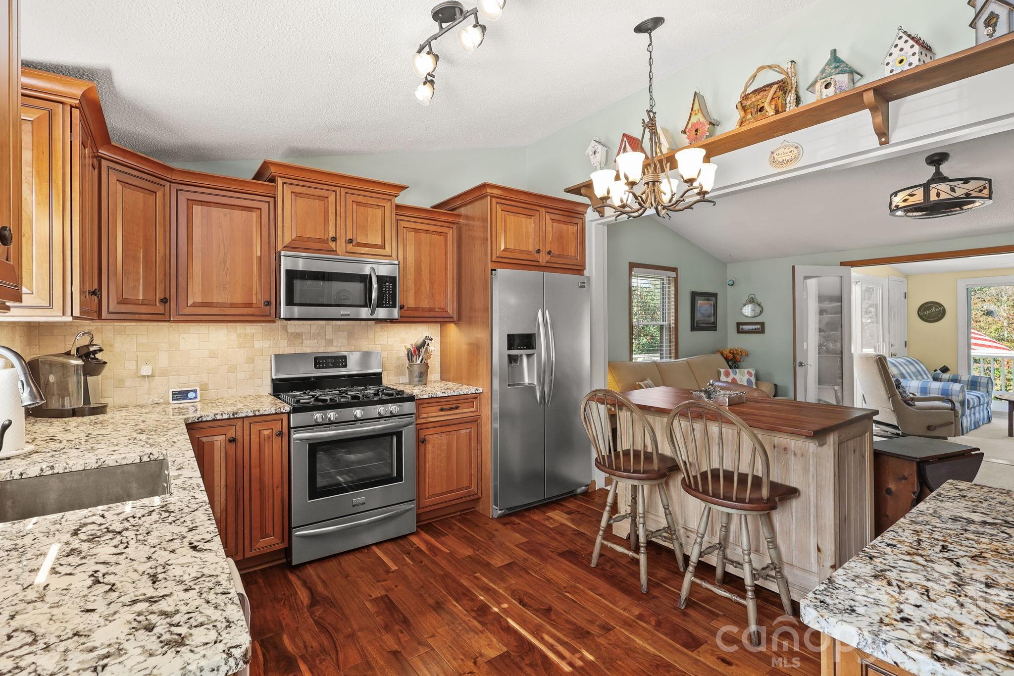 Linville Land Harbor - Residential