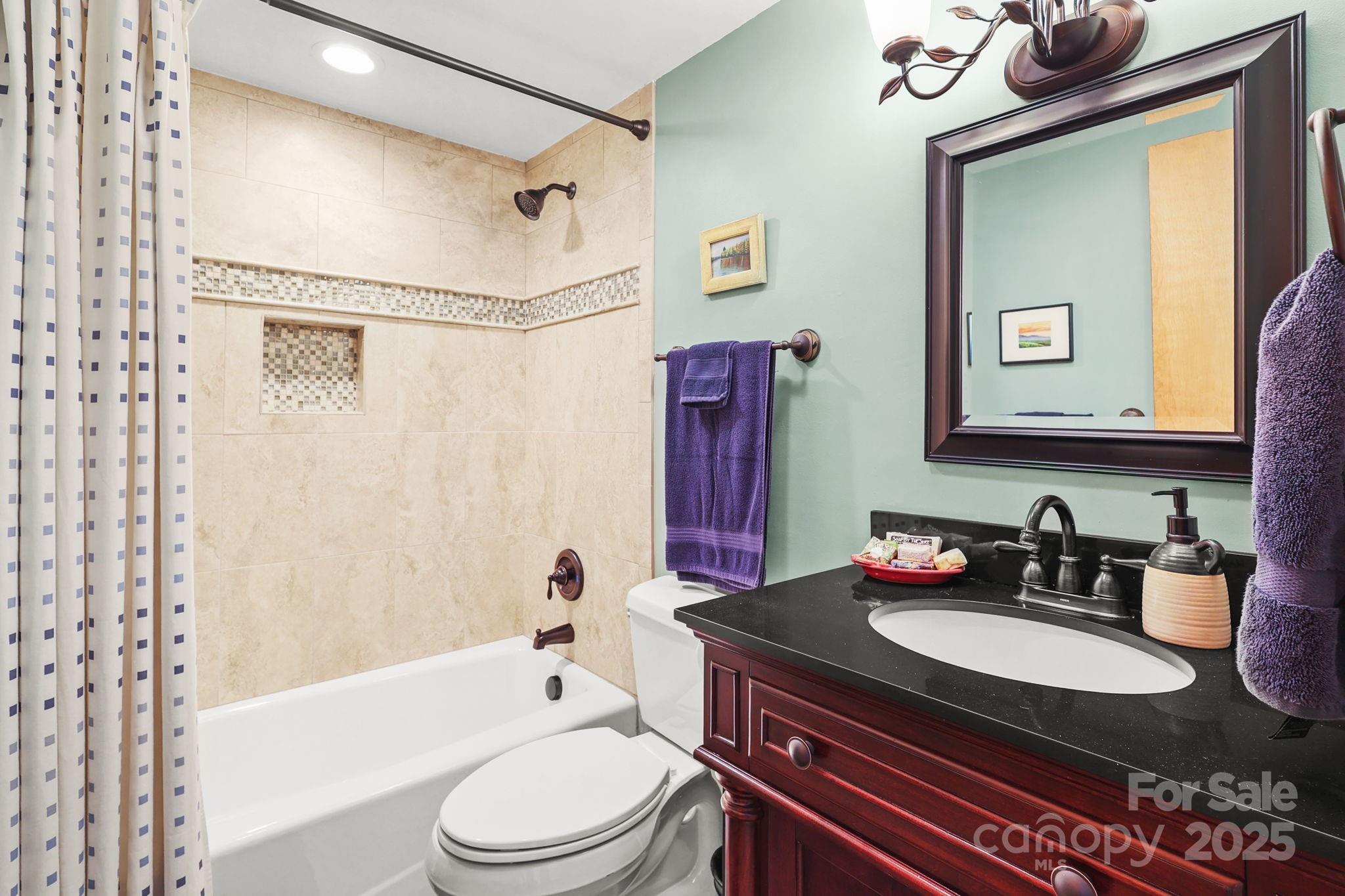 Linville Land Harbor - Residential