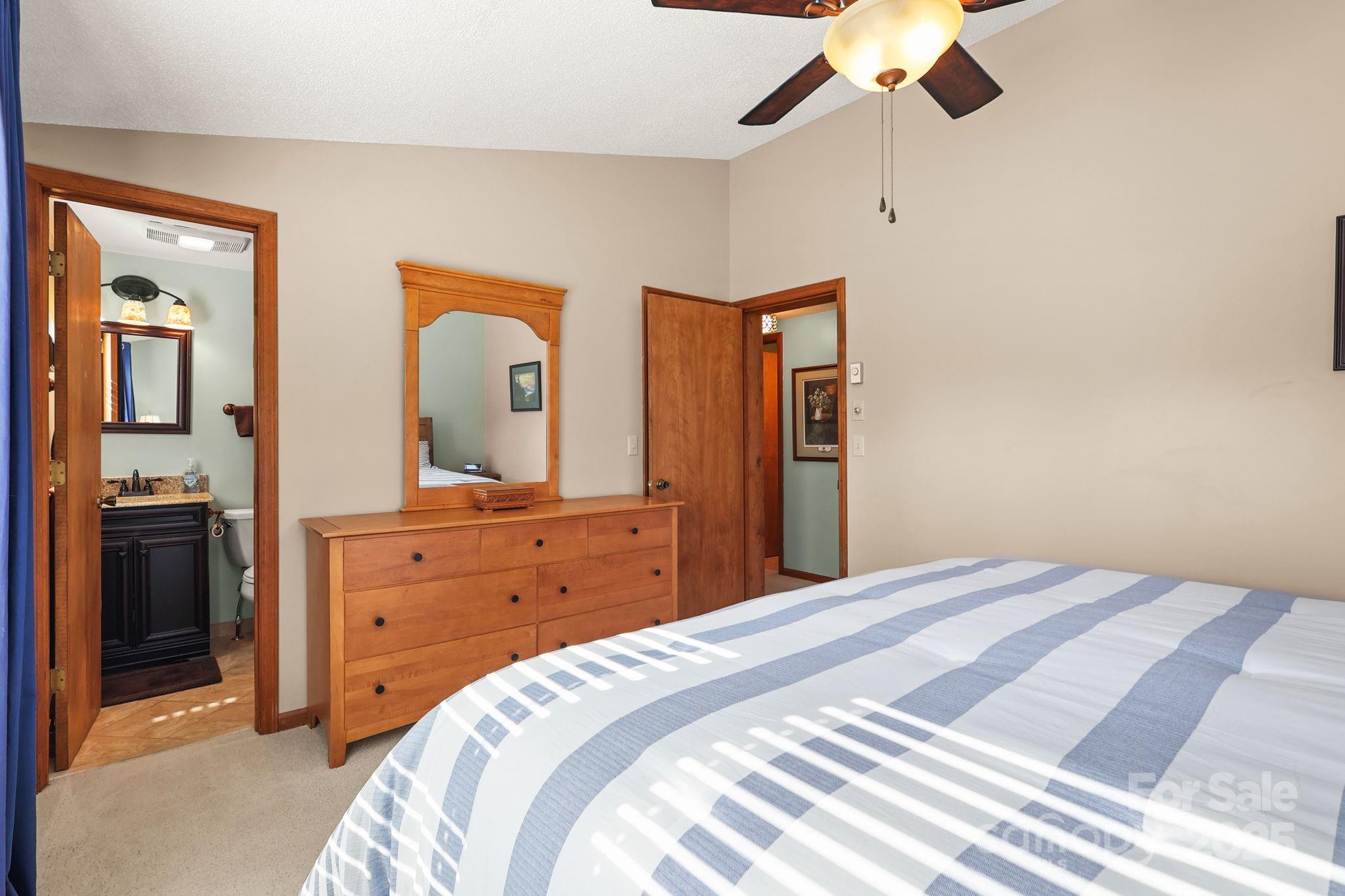 Linville Land Harbor - Residential