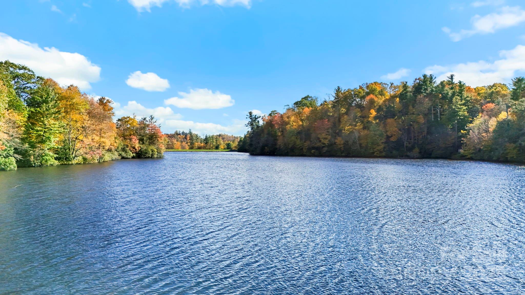 Linville Land Harbor - Residential