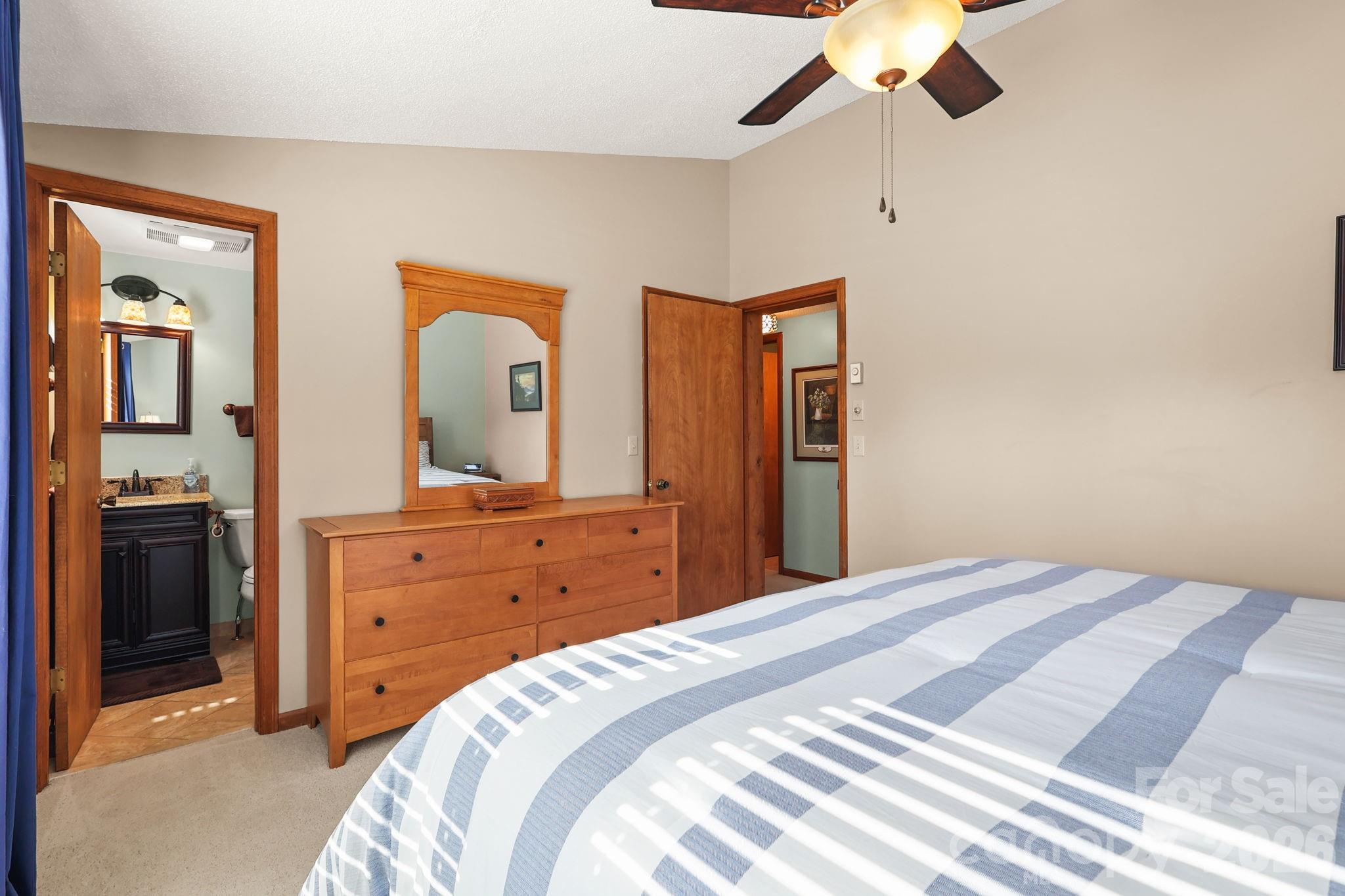 Linville Land Harbor - Residential