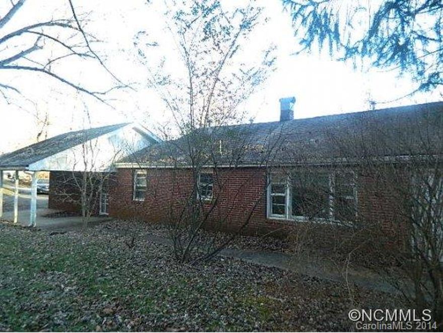 Nice neat home in the City of Brevard.  Many updates including updated electrical and new gas heat system.  Close to everything.  Partially fenced yard on level lot. A great one level home with easy access off of a paved road. Affordable and close to downtown.