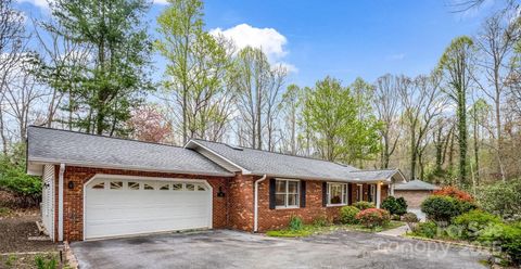 49 Grey Fox Trail Hendersonville NC 28739