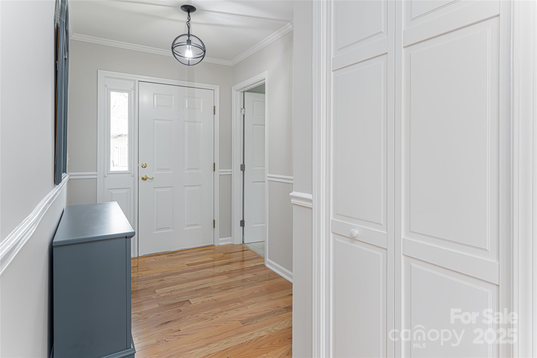 8 Greenbriar Court B