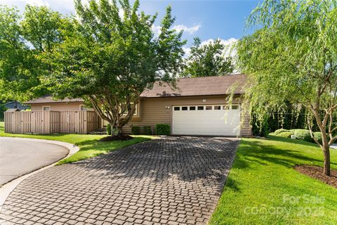 8 Greenbriar Court B Asheville NC 28805