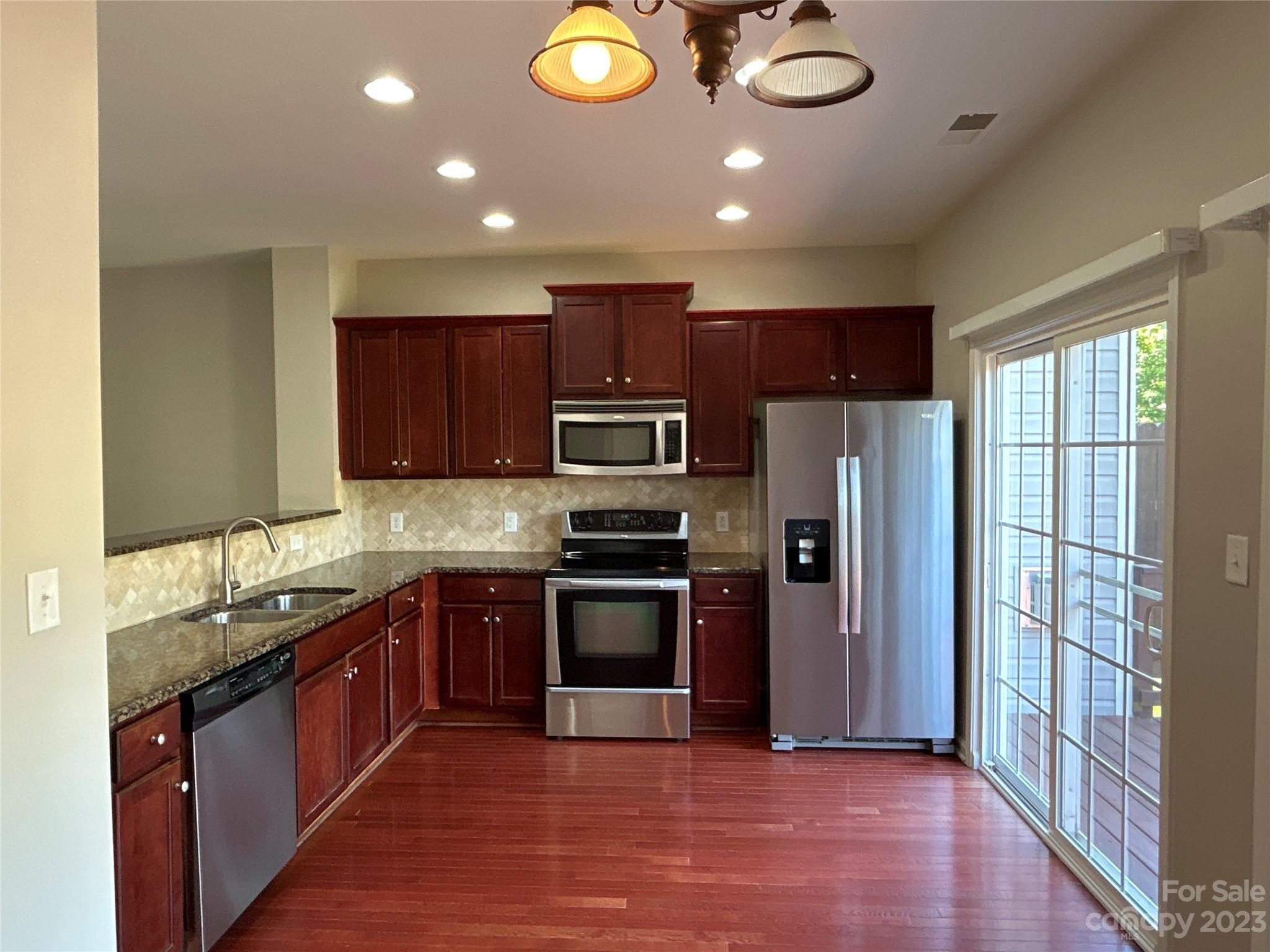 Moss Creek Village - Residential