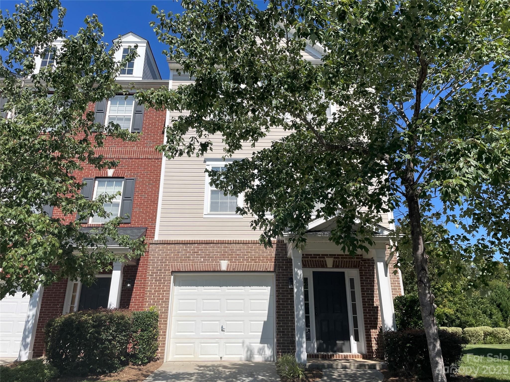 Moss Creek Village - Residential