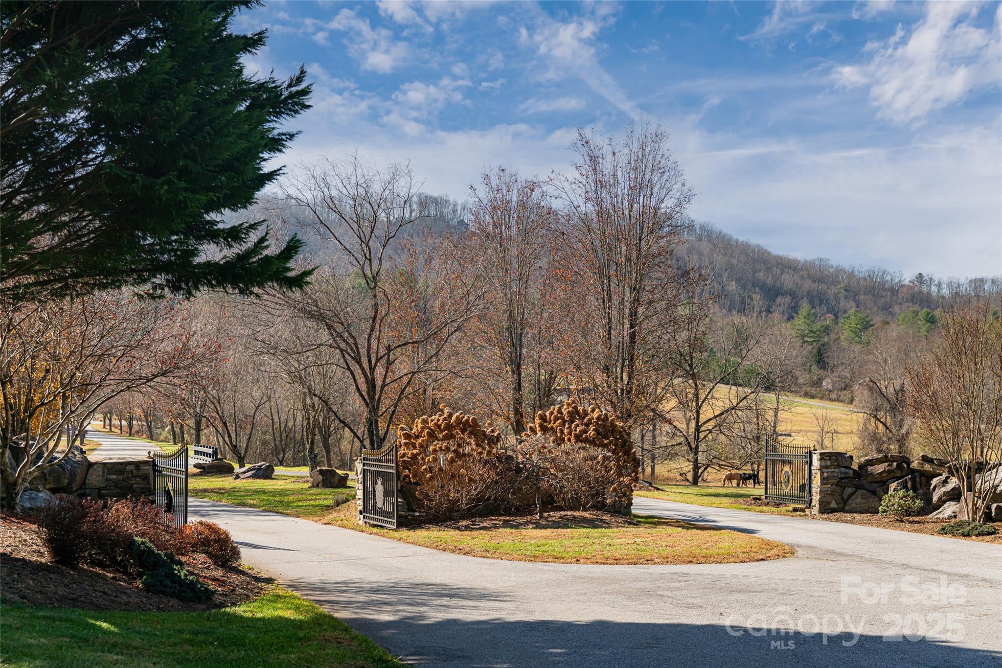 Monarch Estates - Residential