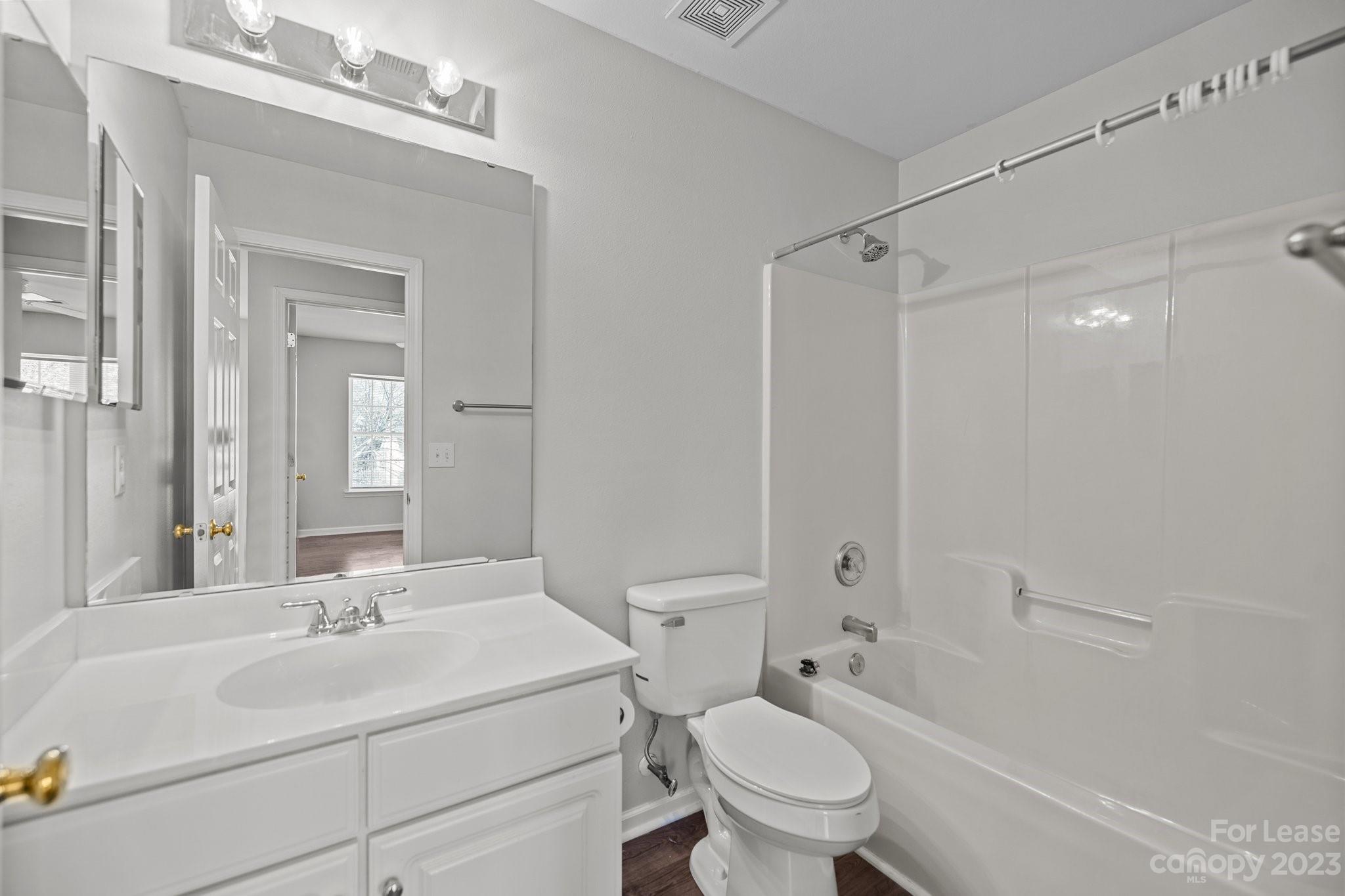 South Hampton - Residential Lease