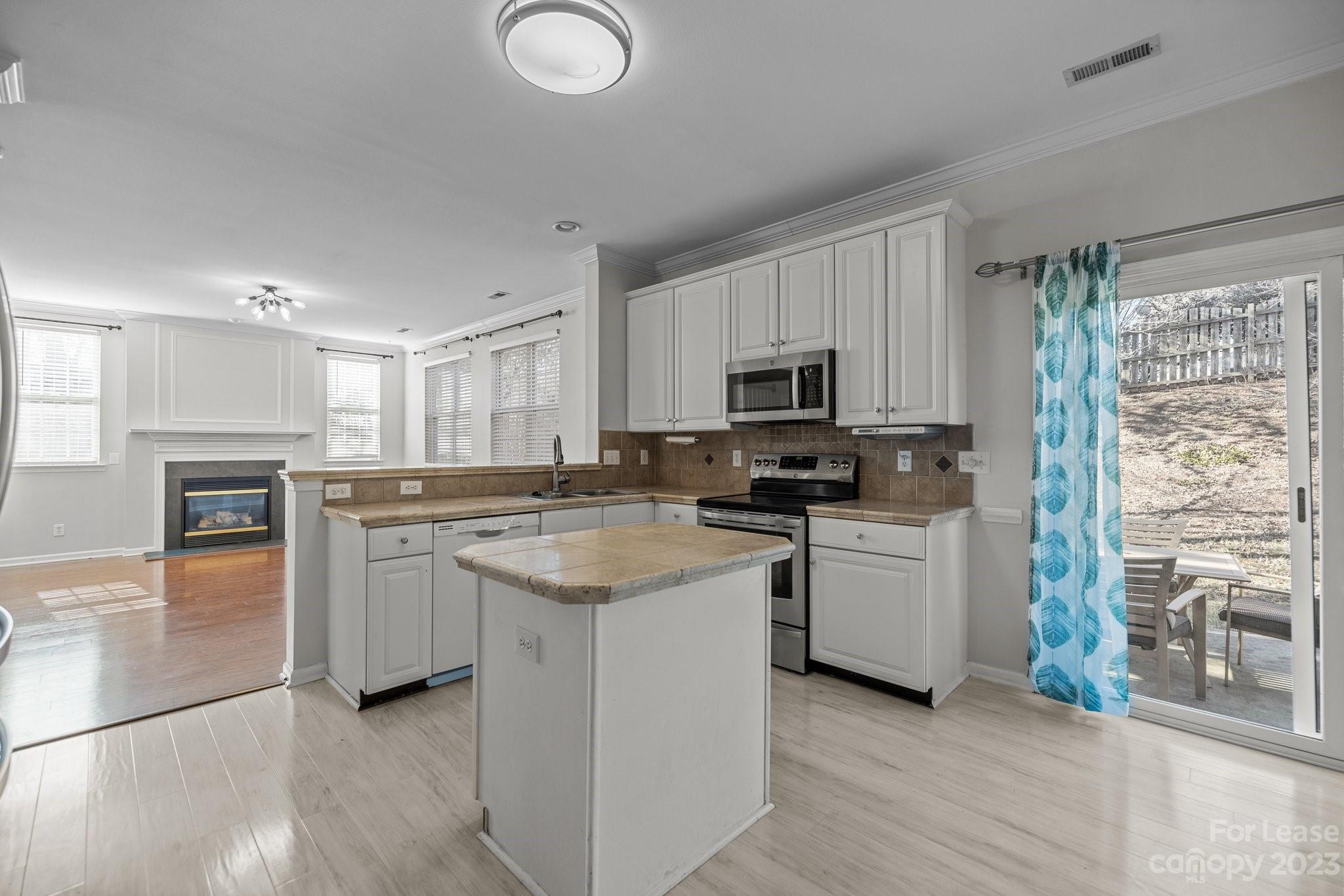 South Hampton - Residential Lease