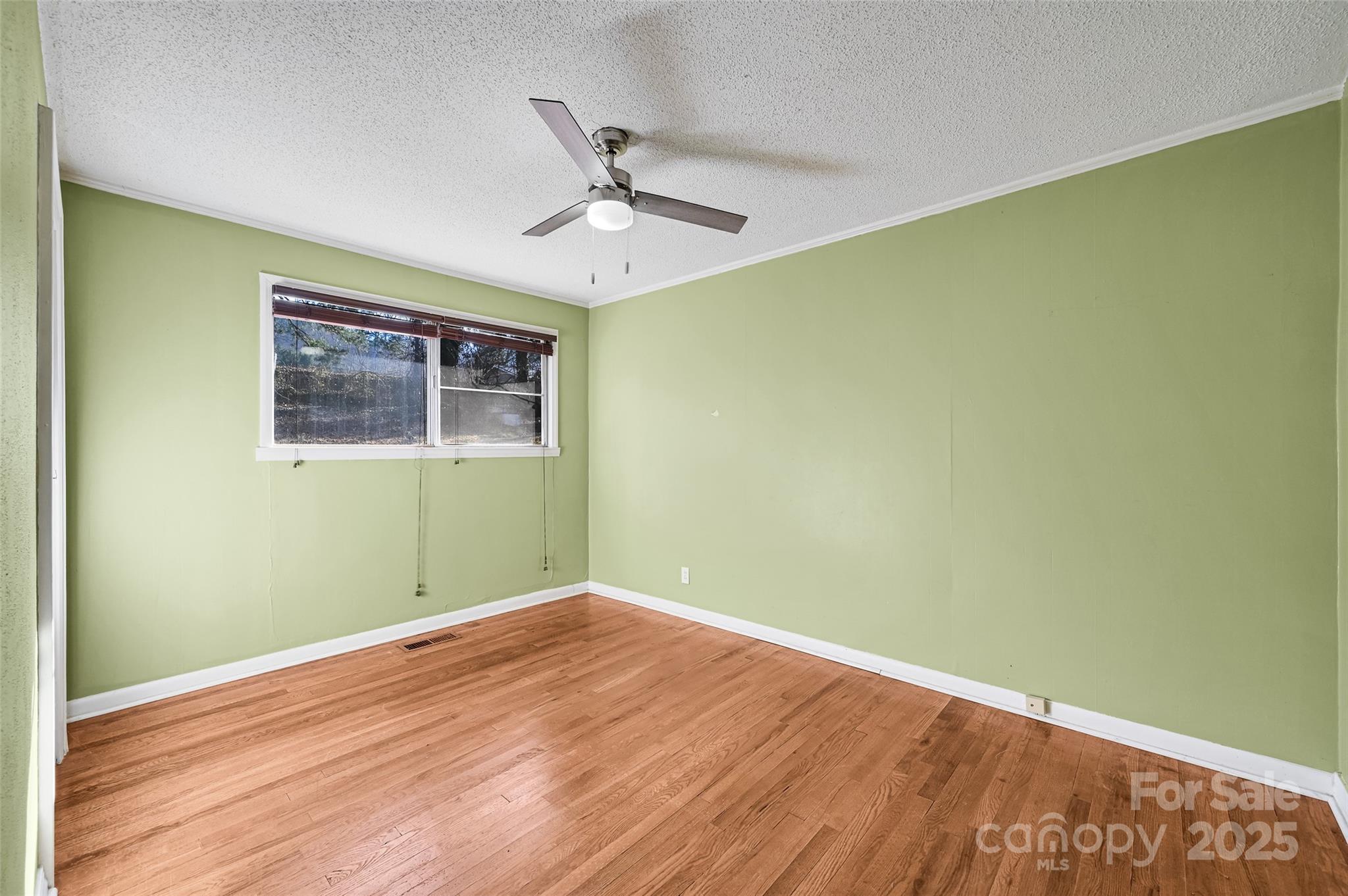 Royal Pines - Residential