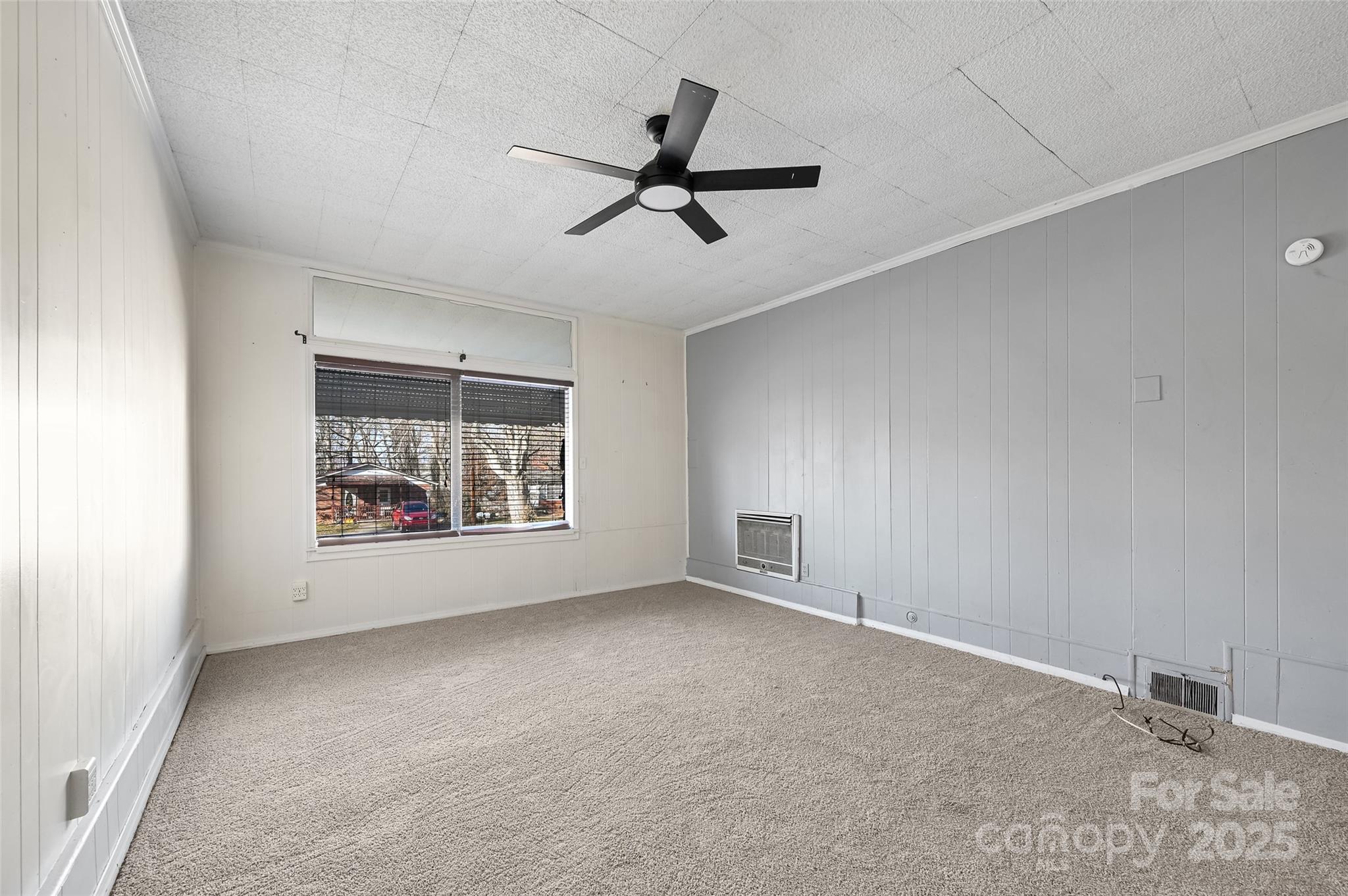 Royal Pines - Residential