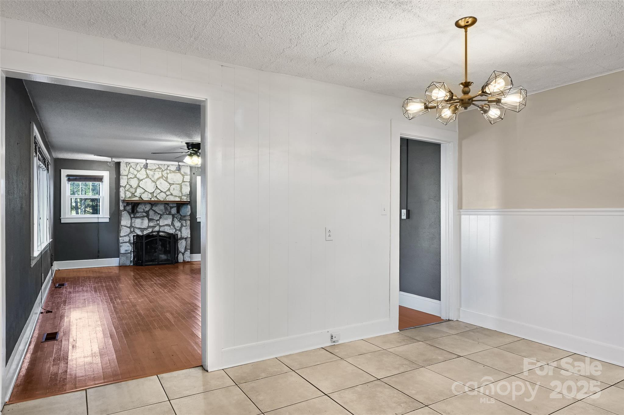 Royal Pines - Residential