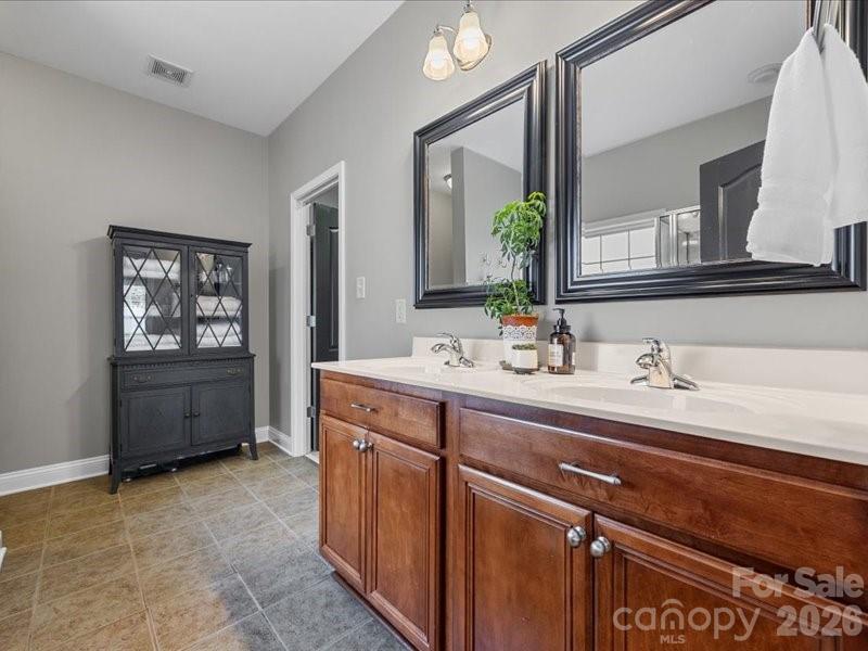 Regent Park - Residential