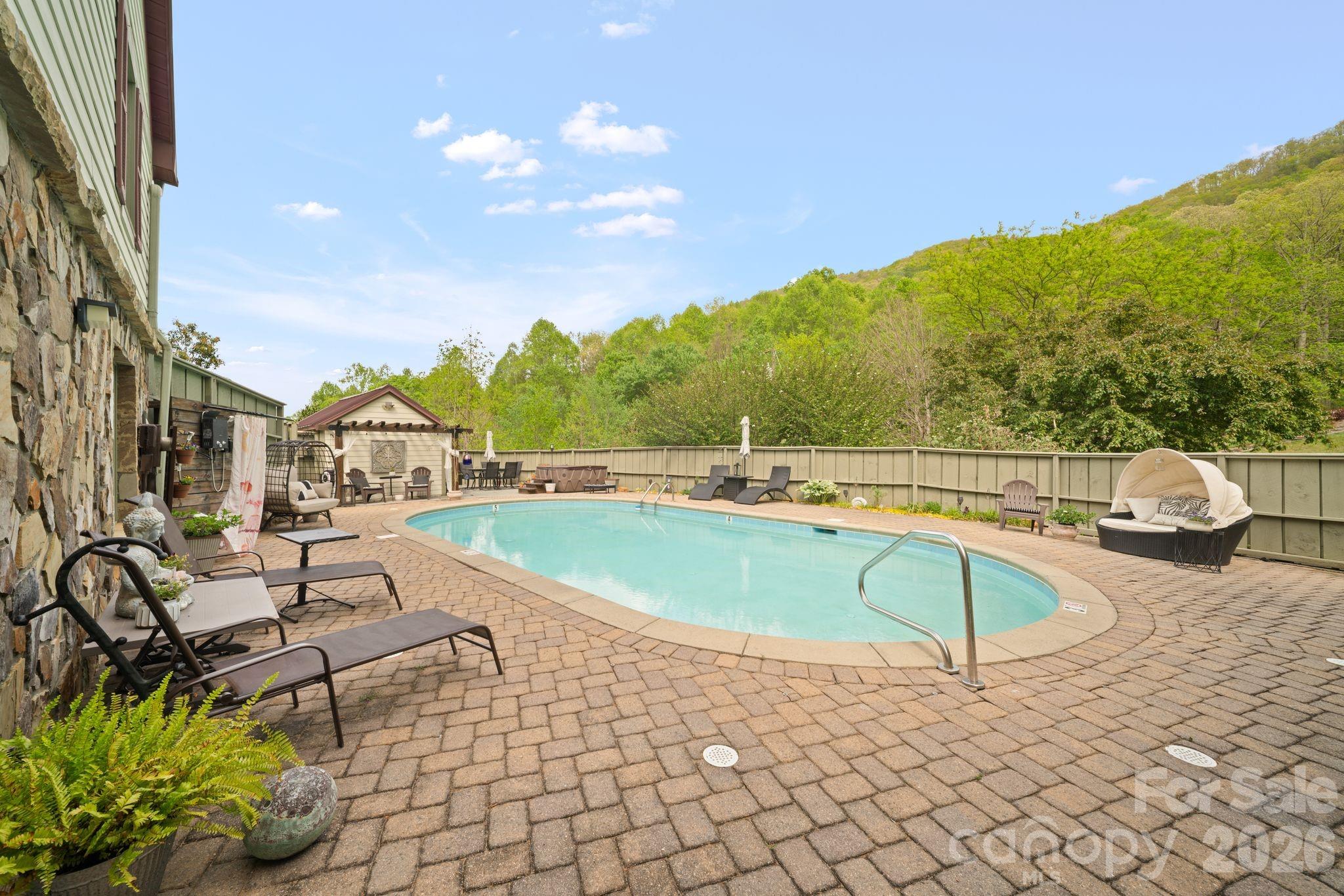 25 View Ridge Parkway