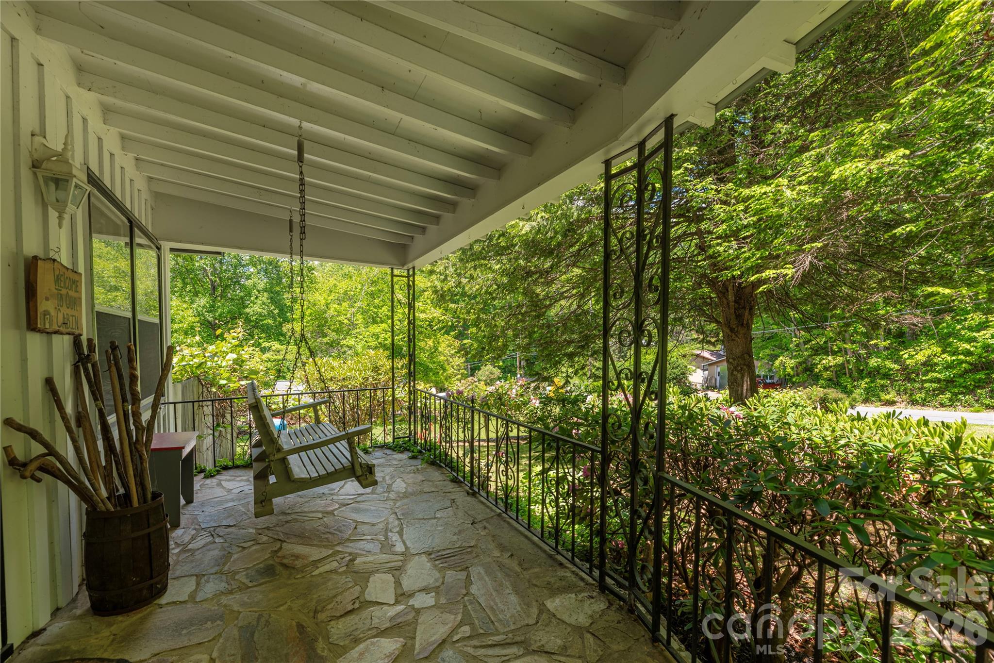 868 Cabin Flats Road