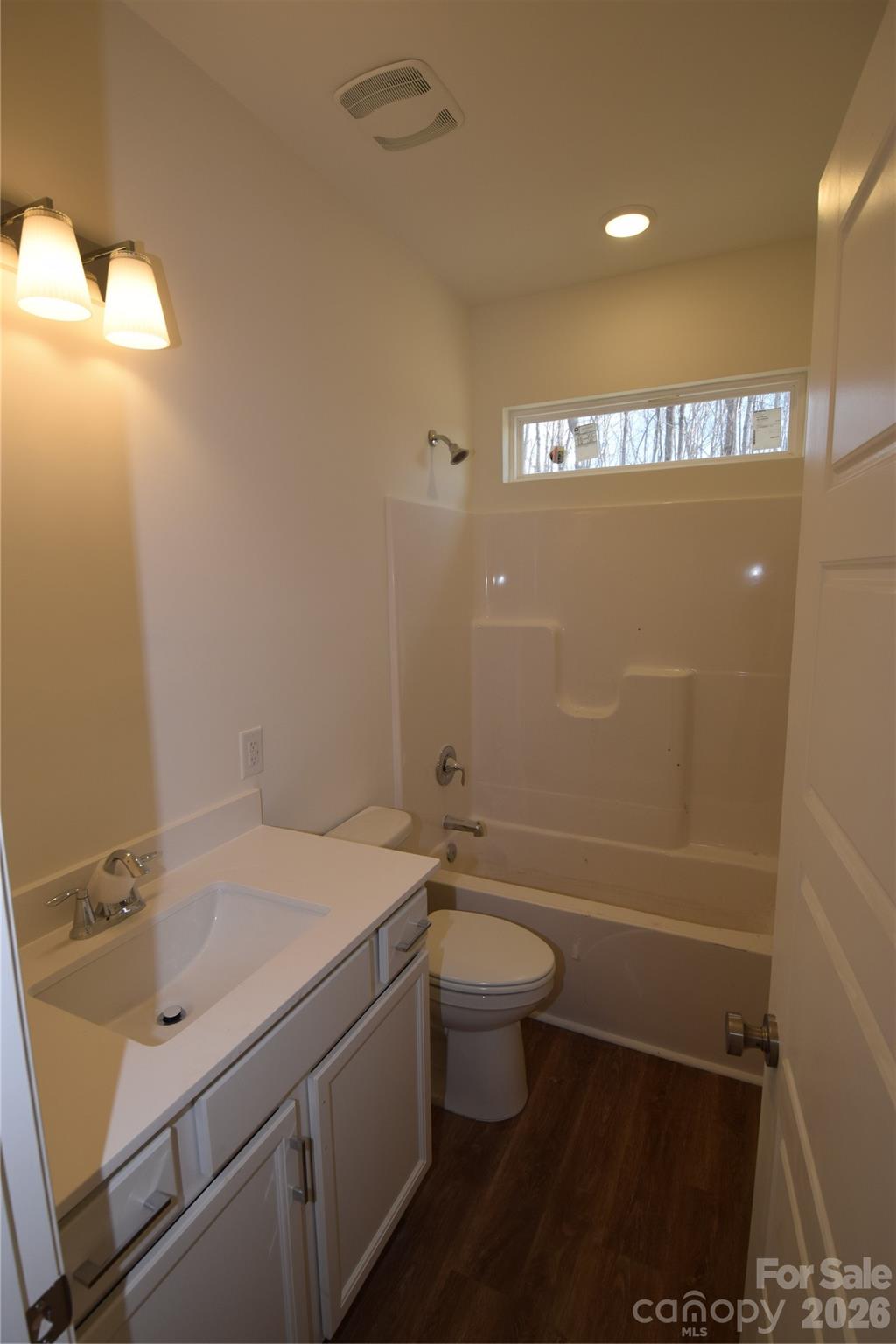 SABELLA ESTATES - Residential