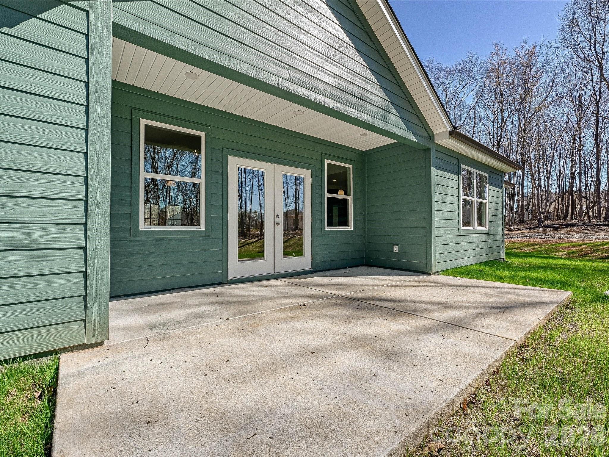 SABELLA ESTATES - Residential