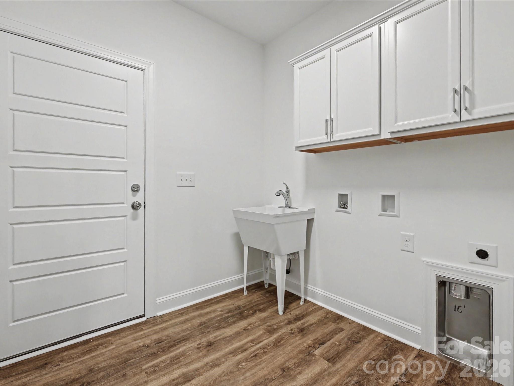 SABELLA ESTATES - Residential