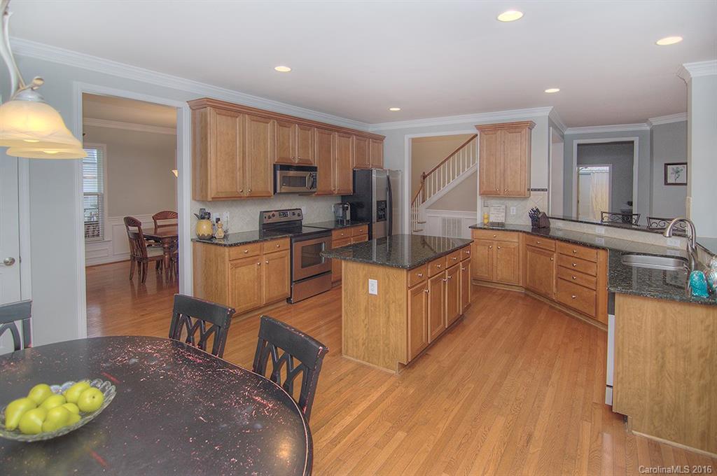 Lake Shore - Residential