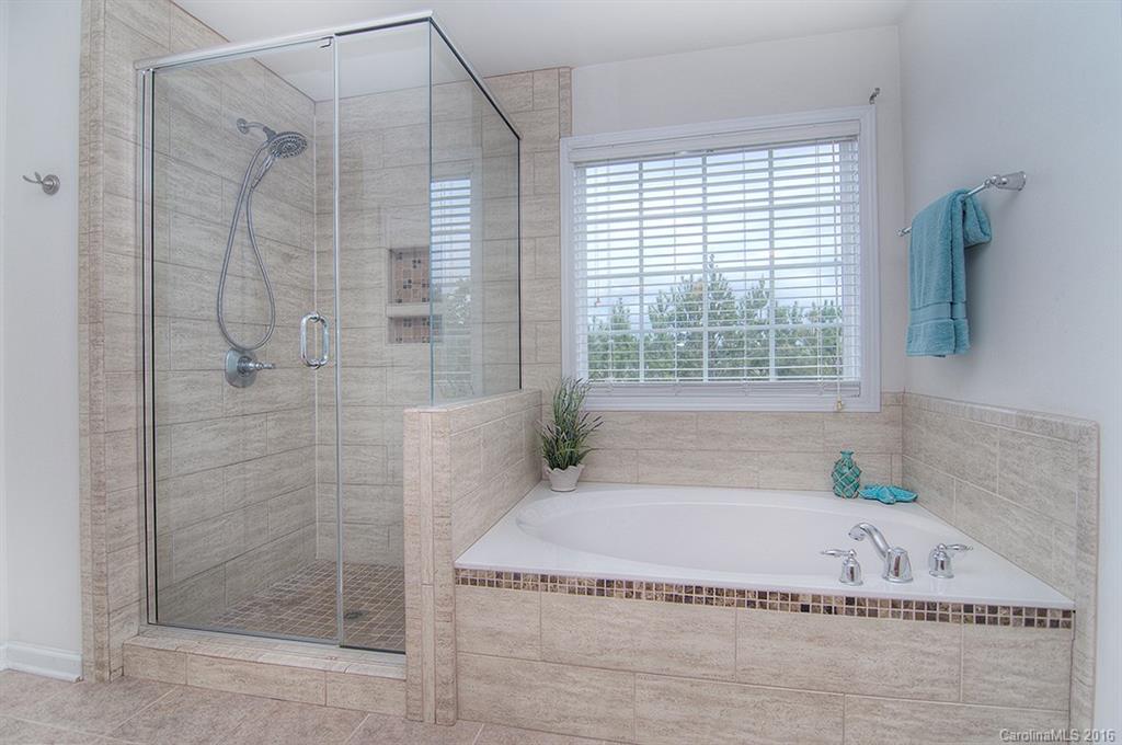 Lake Shore - Residential