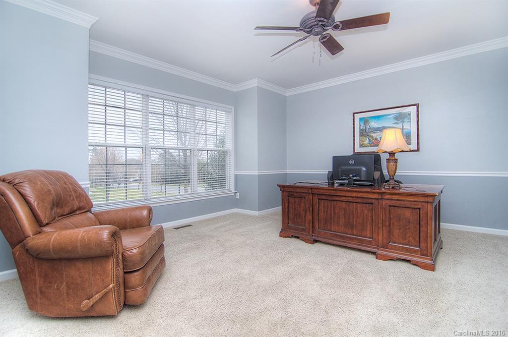 Lake Shore - Residential