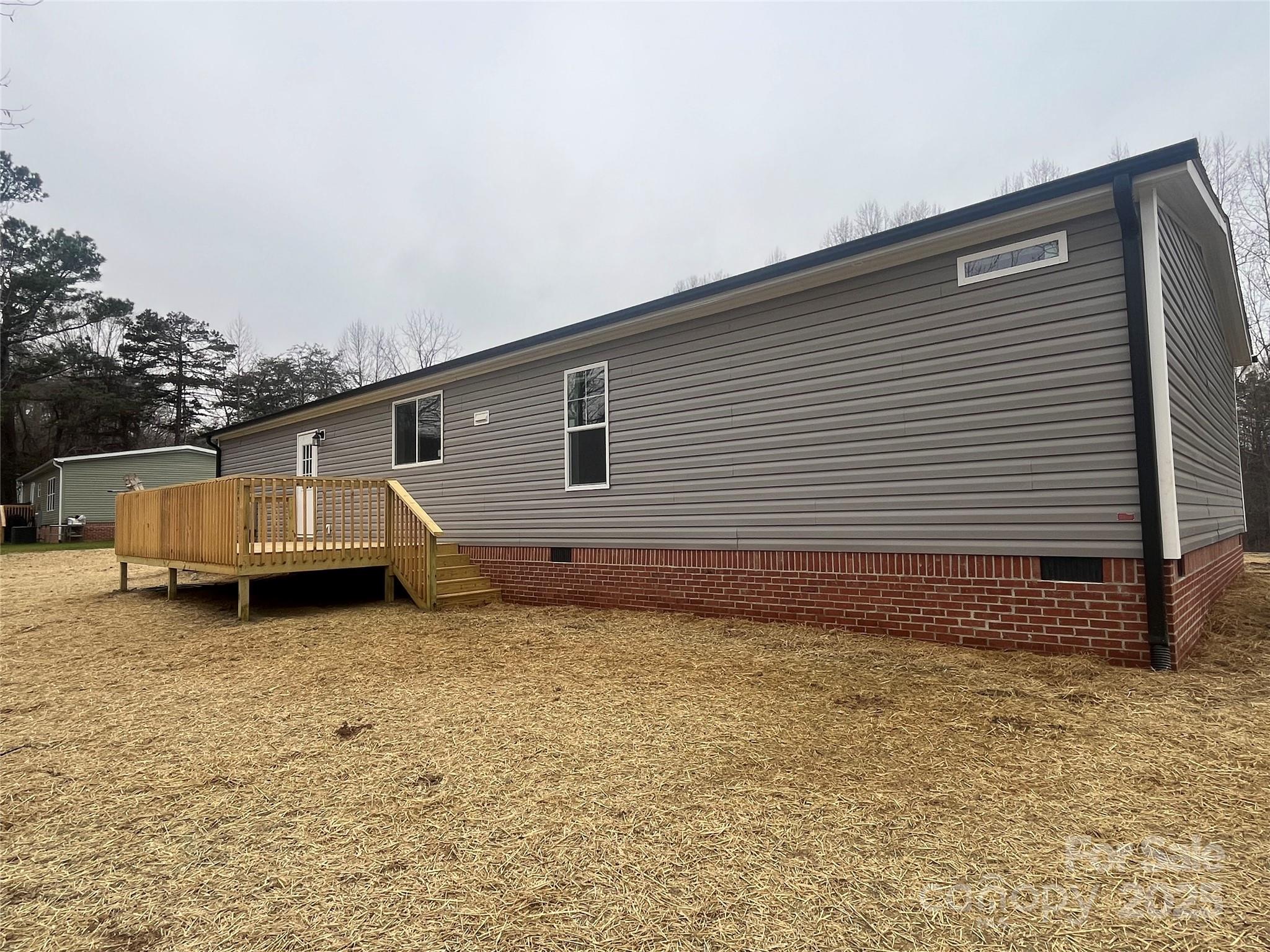 978 Pinnacle Church Road