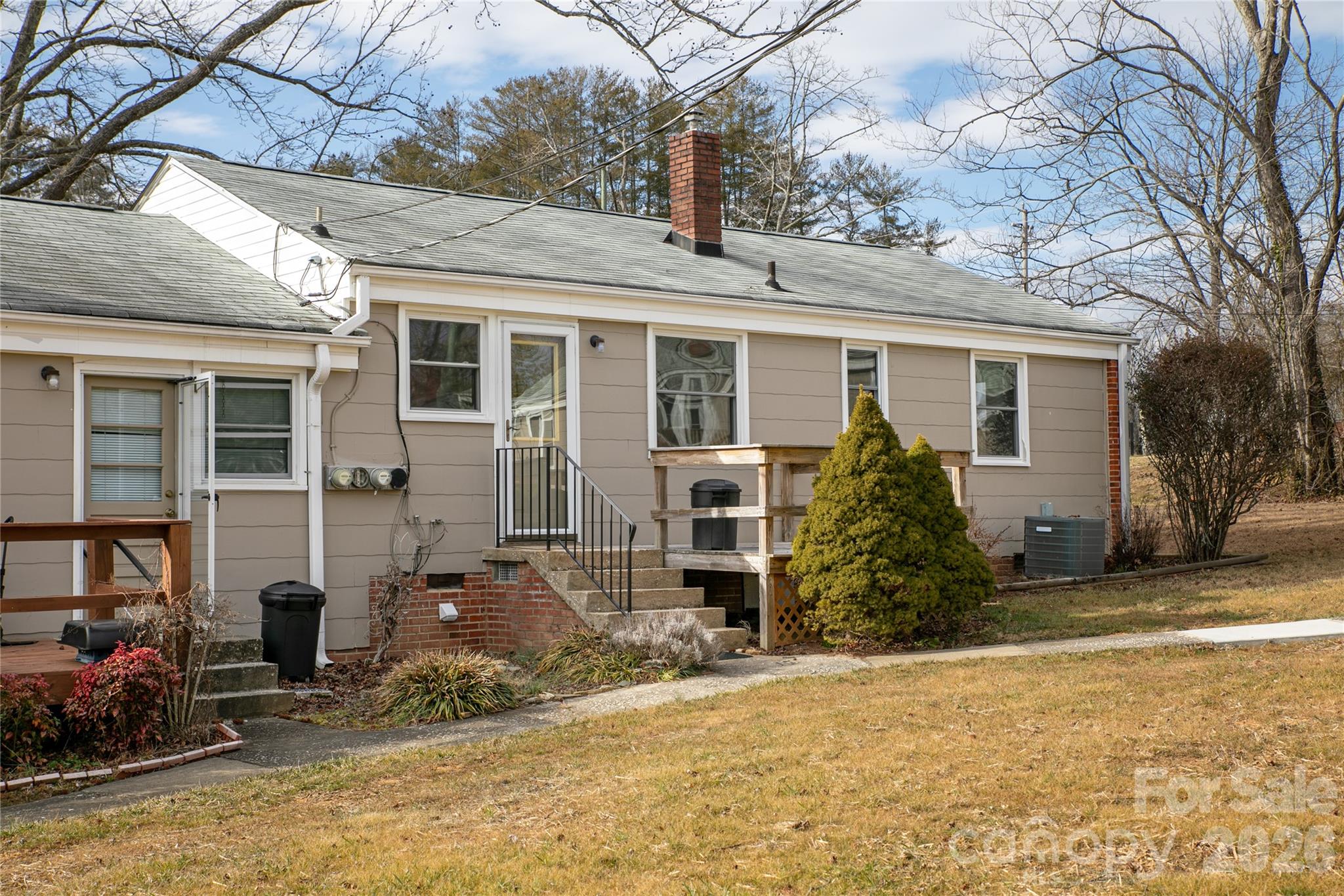 Sapphire Manor - Residential