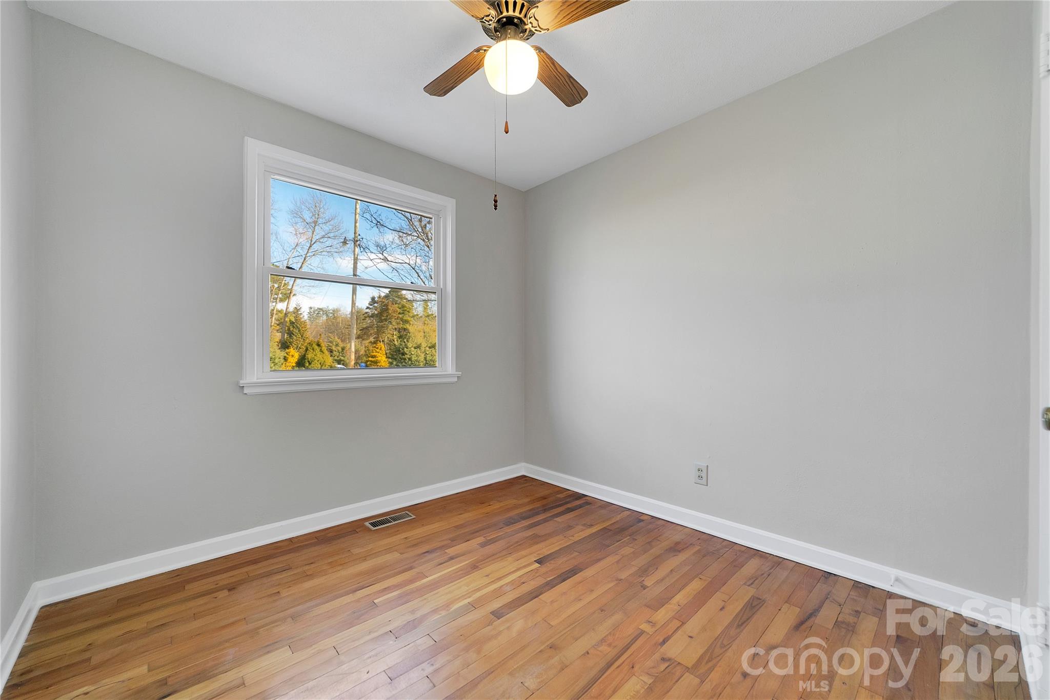 Sapphire Manor - Residential