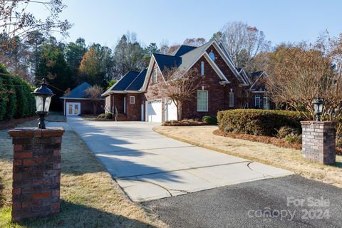 A home in Fort Mill