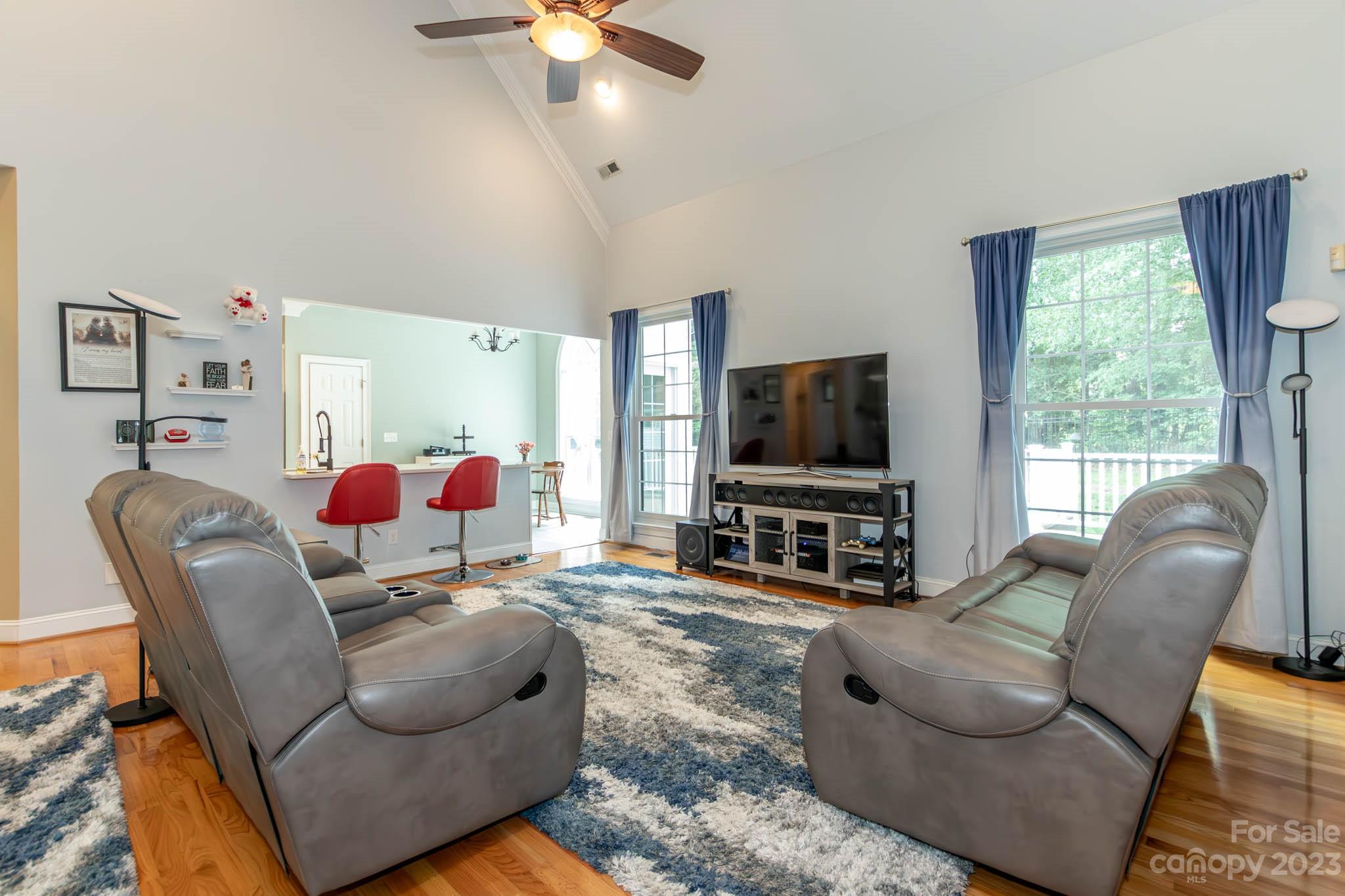 The Lakes At Derby Downs - Residential