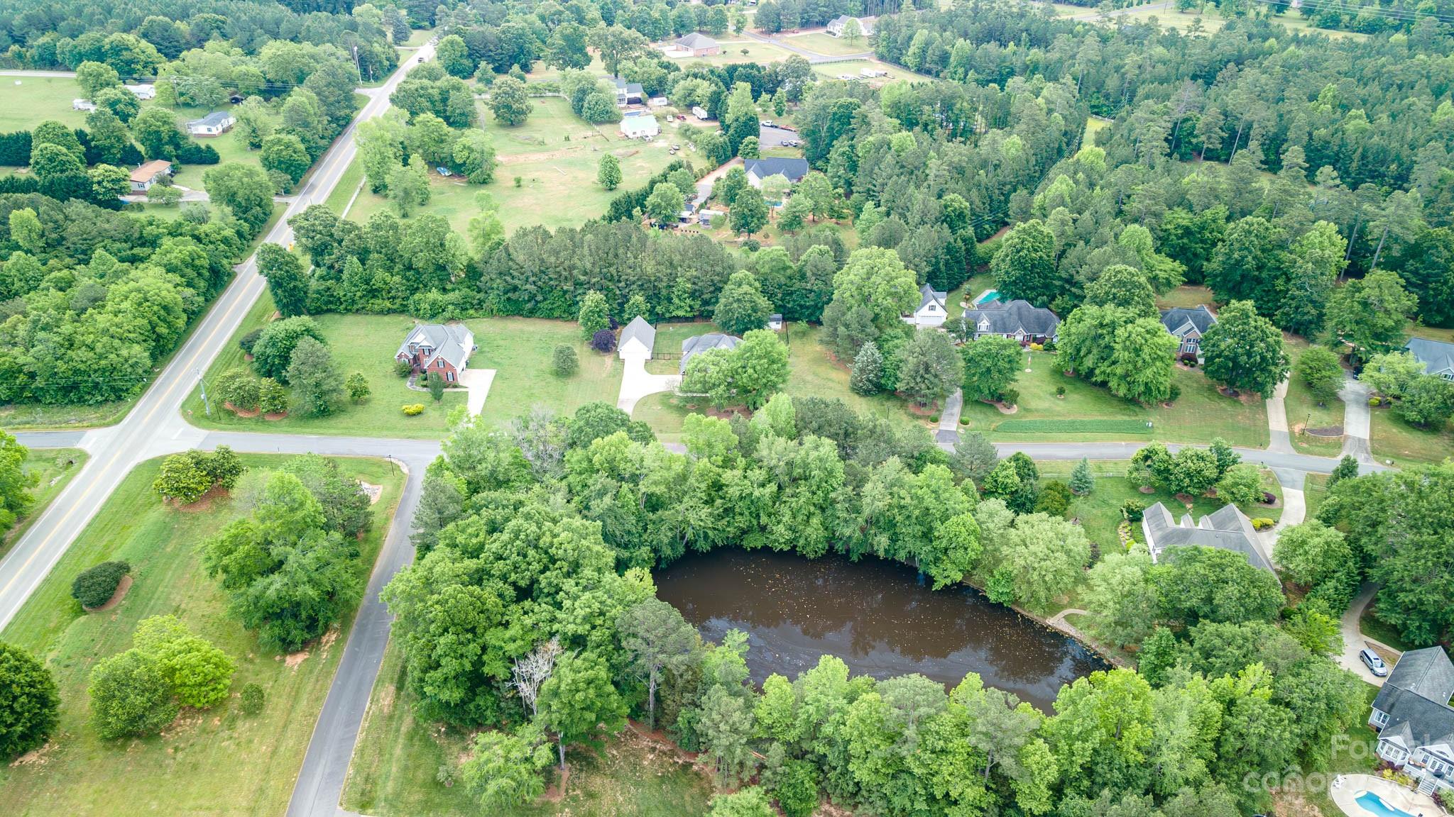 The Lakes At Derby Downs - Residential