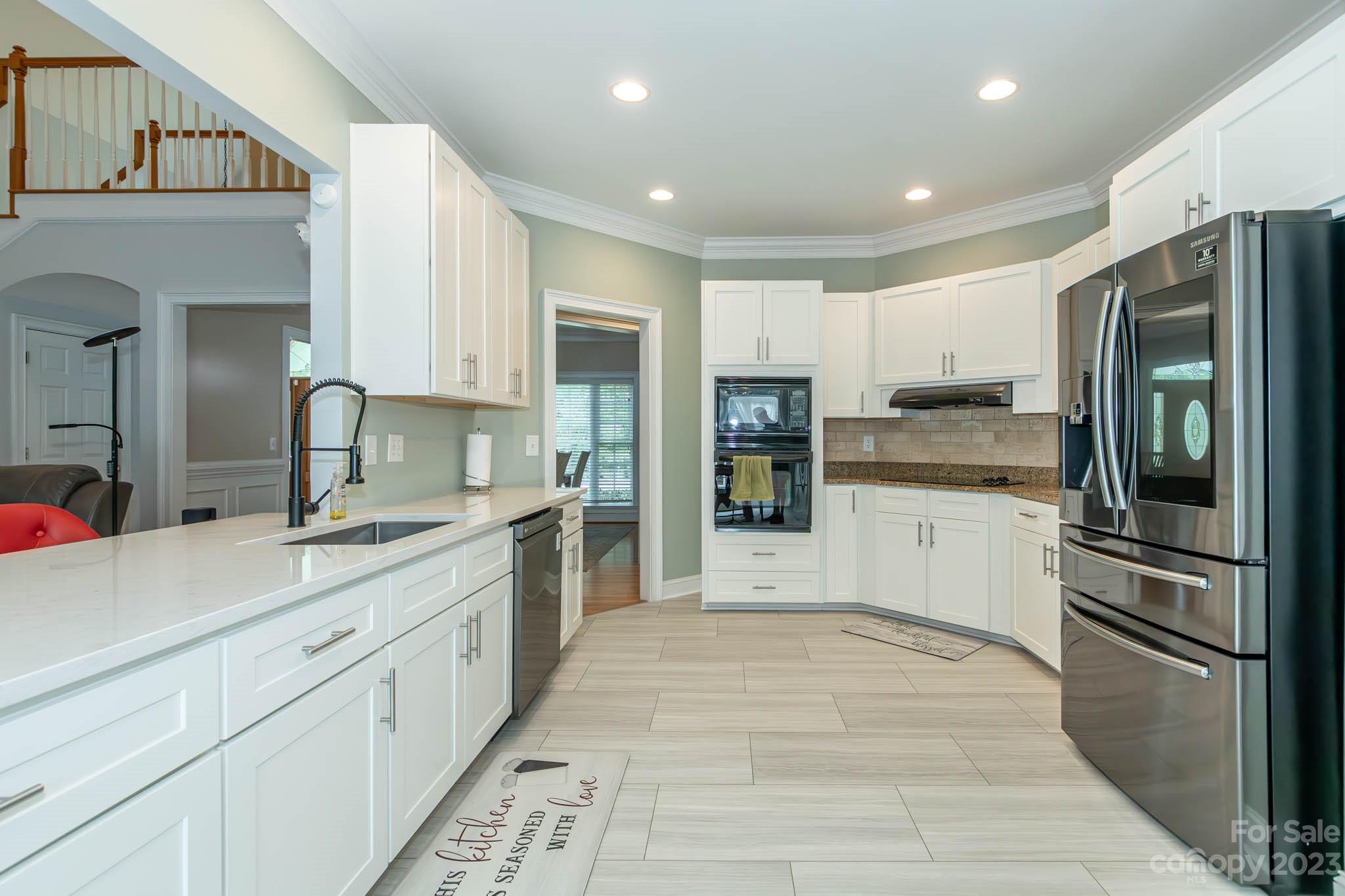 The Lakes At Derby Downs - Residential