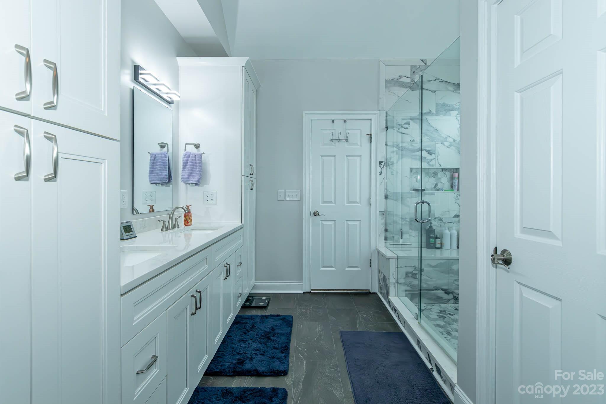 The Lakes At Derby Downs - Residential